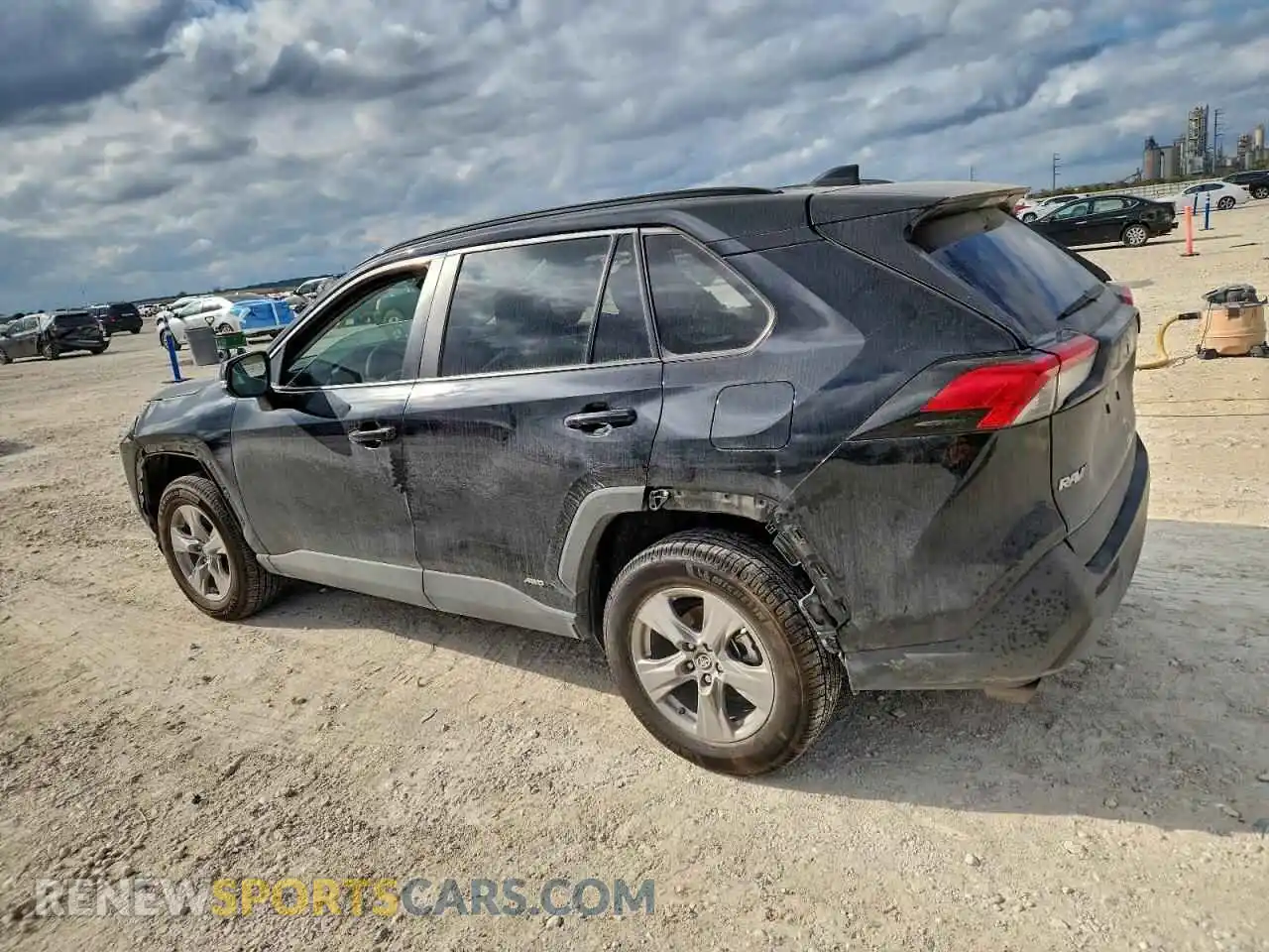 2 Photograph of a damaged car 2T3RWRFV4SW263510 TOYOTA RAV4 2025