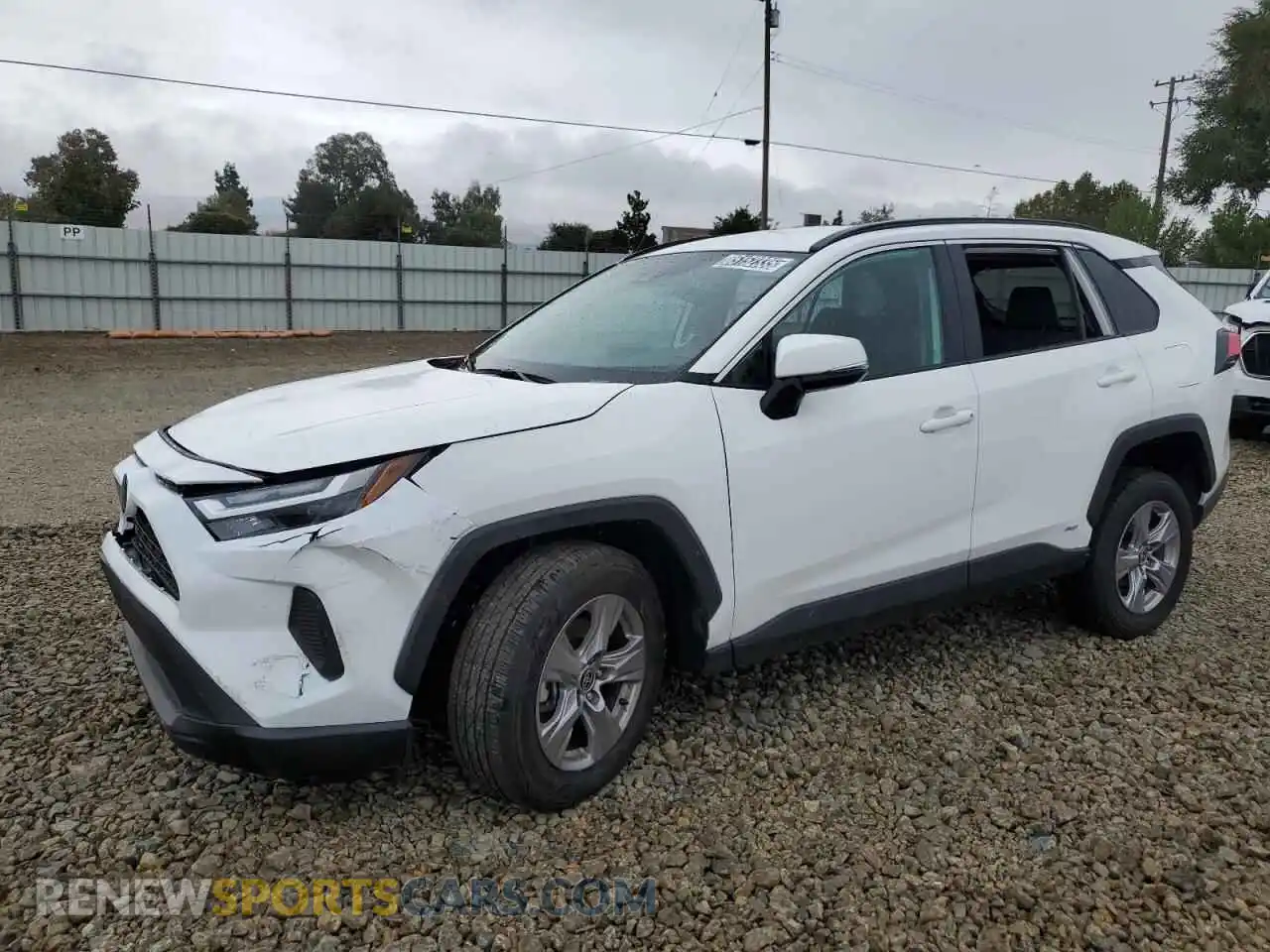 1 Photograph of a damaged car 2T3RWRFV4SW264687 TOYOTA RAV4 2025