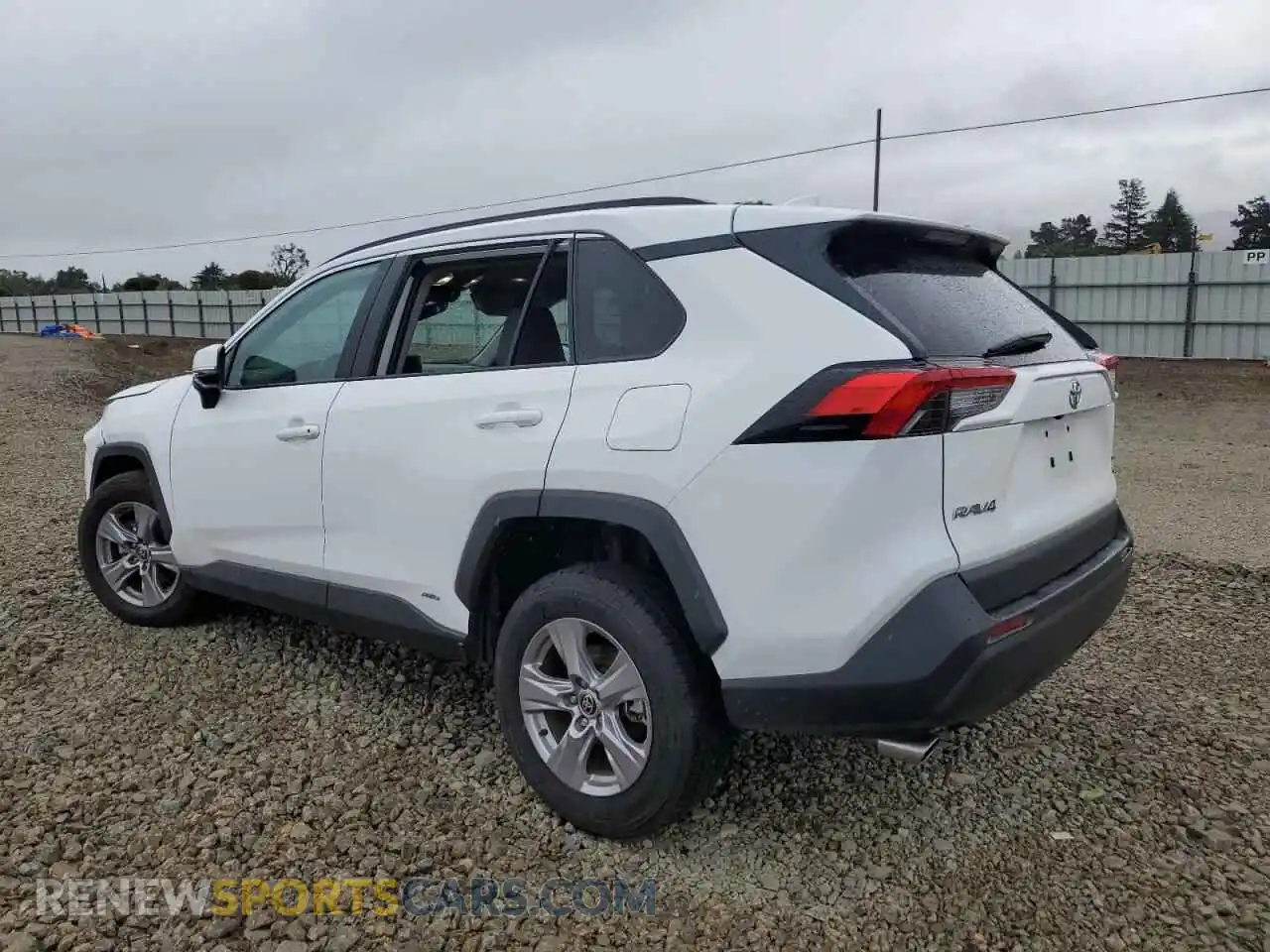 2 Photograph of a damaged car 2T3RWRFV4SW264687 TOYOTA RAV4 2025