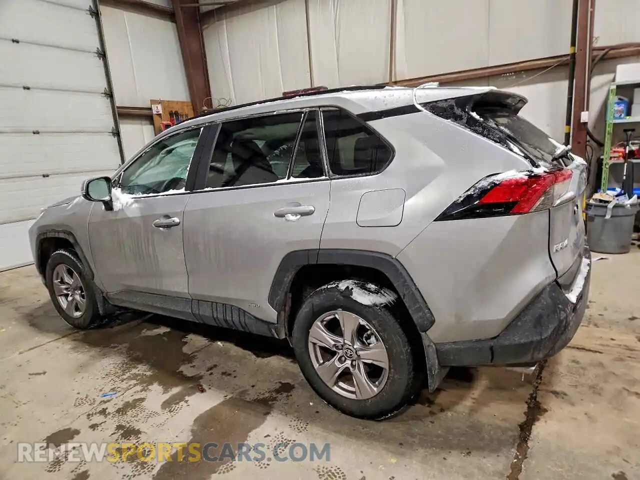 2 Photograph of a damaged car 2T3RWRFV4SW291873 TOYOTA RAV4 2025