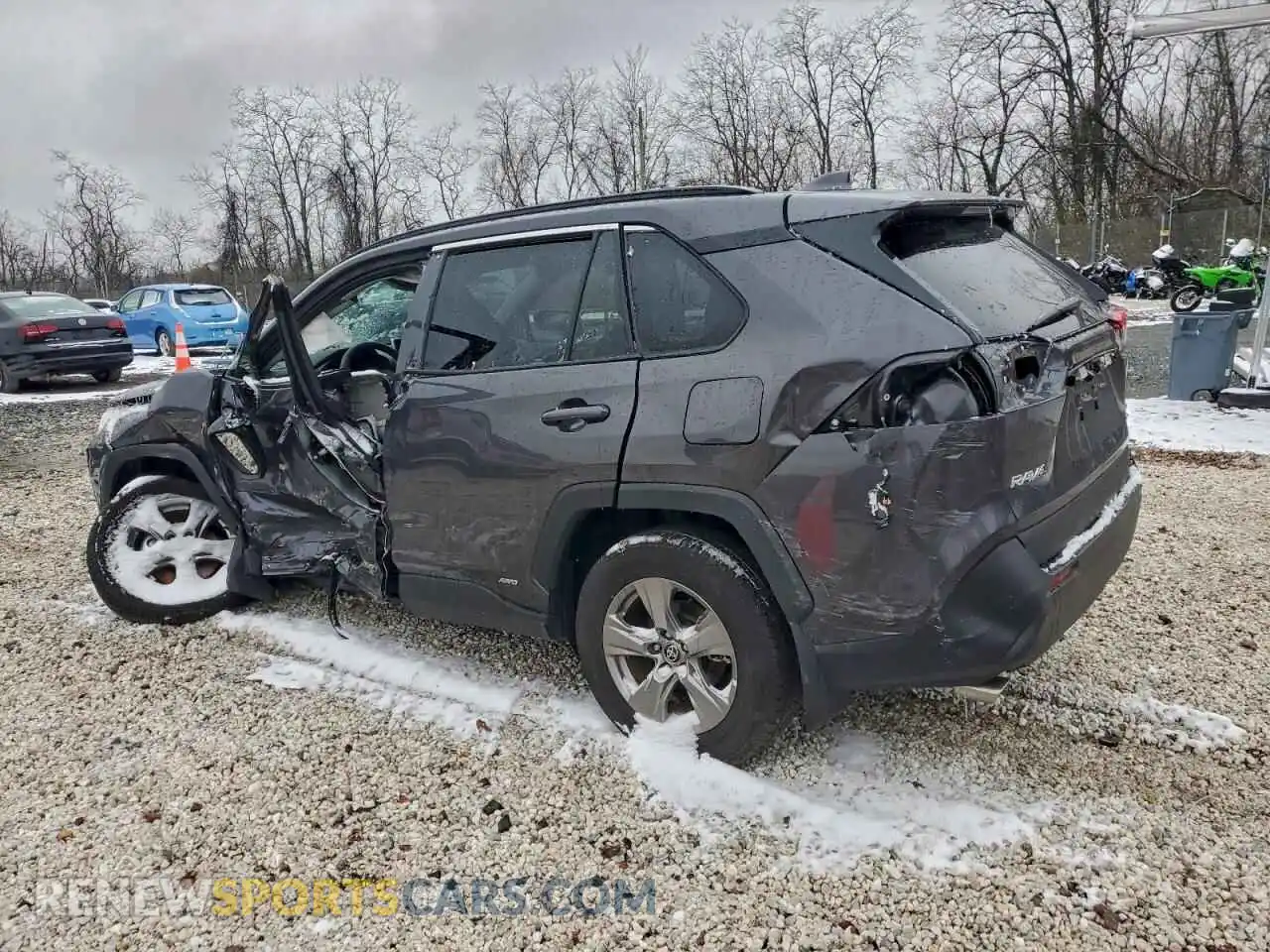 2 Photograph of a damaged car 2T3RWRFV5SW257893 TOYOTA RAV4 2025