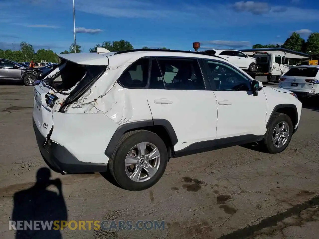 3 fotografías del automóvil dañado 2T3RWRFV5SW265637 TOYOTA RAV4 2025
