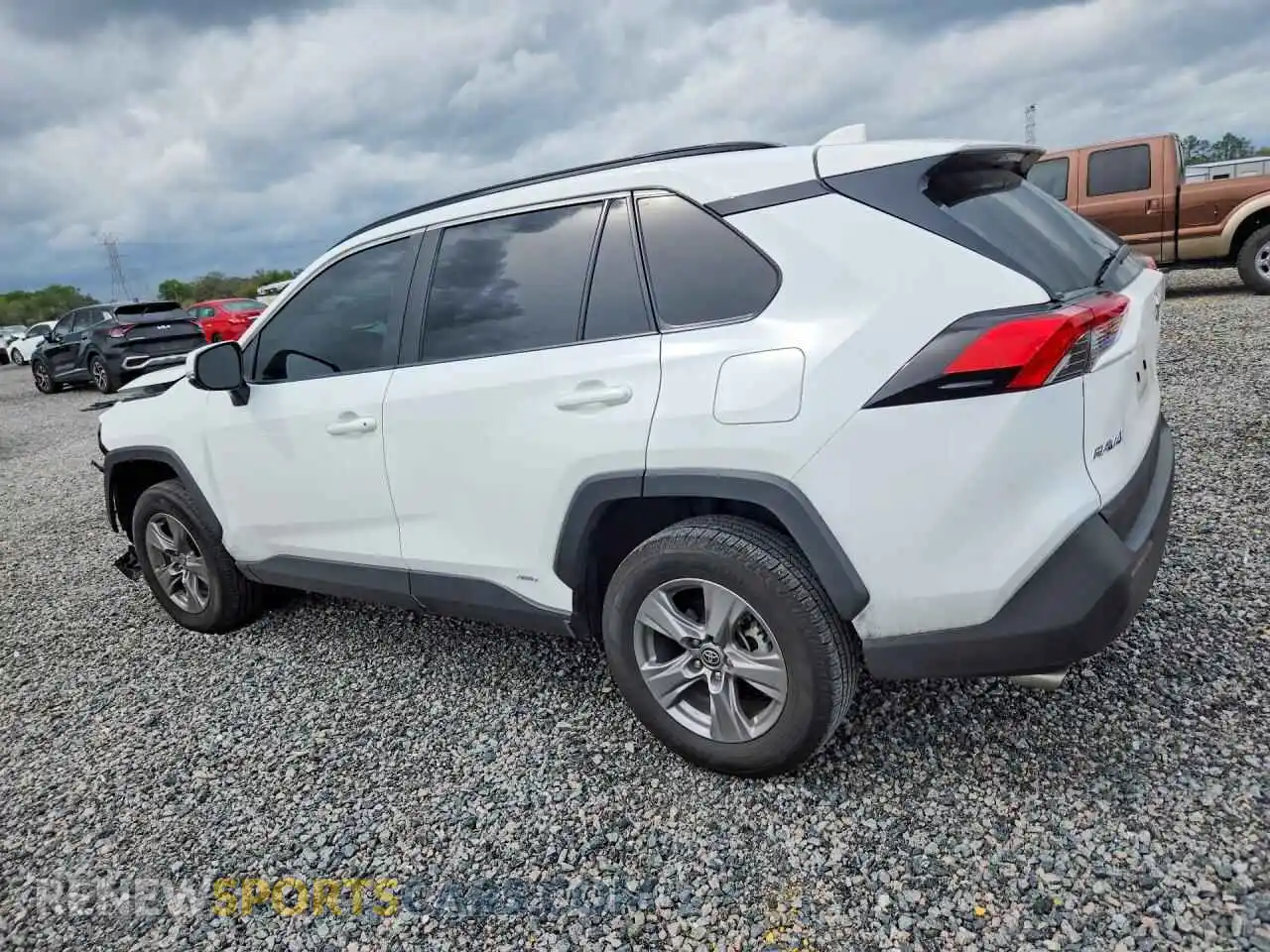 2 Photograph of a damaged car 2T3RWRFV5SW270885 TOYOTA RAV4 2025