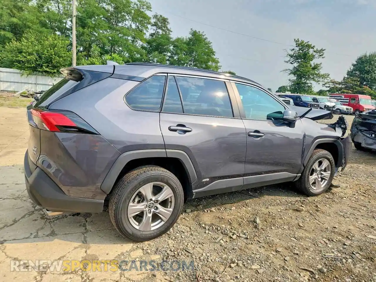 3 Photograph of a damaged car 2T3RWRFV6SW262553 TOYOTA RAV4 2025