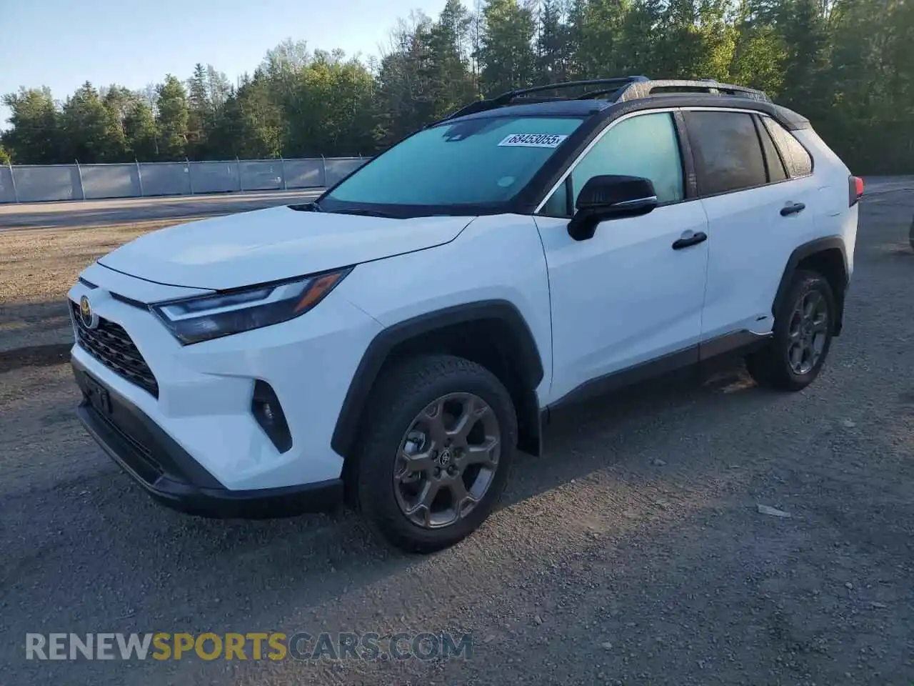 1 Photograph of a damaged car 2T3RWRFV6SW289526 TOYOTA RAV4 2025