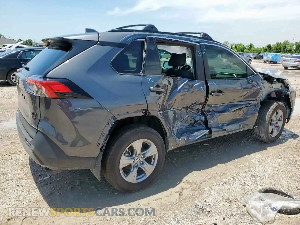 3 Photograph of a damaged car 2T3RWRFV7SW271973 TOYOTA RAV4 2025