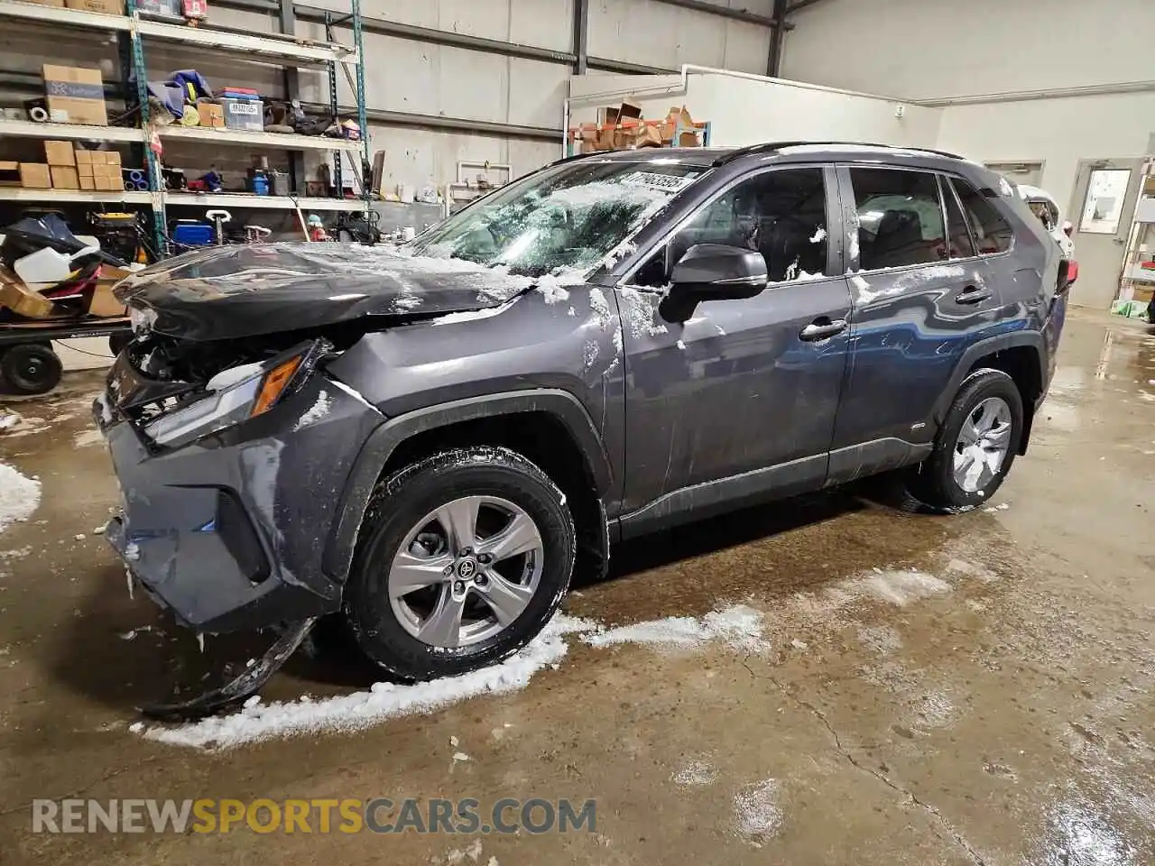 1 Фотография поврежденного автомобиля 2T3RWRFV7SW273187 TOYOTA RAV4 2025