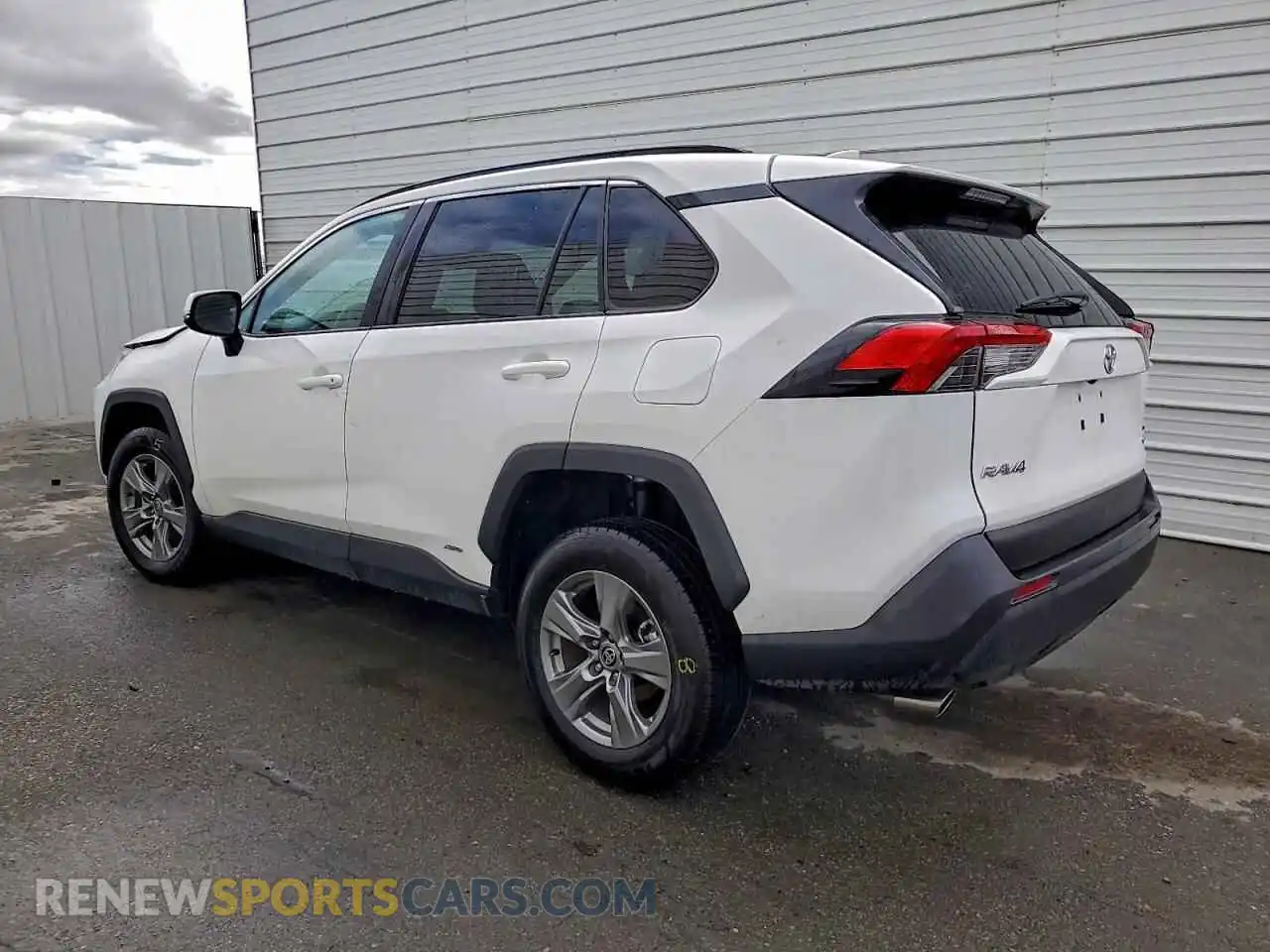 2 Photograph of a damaged car 2T3RWRFV8SW263736 TOYOTA RAV4 2025