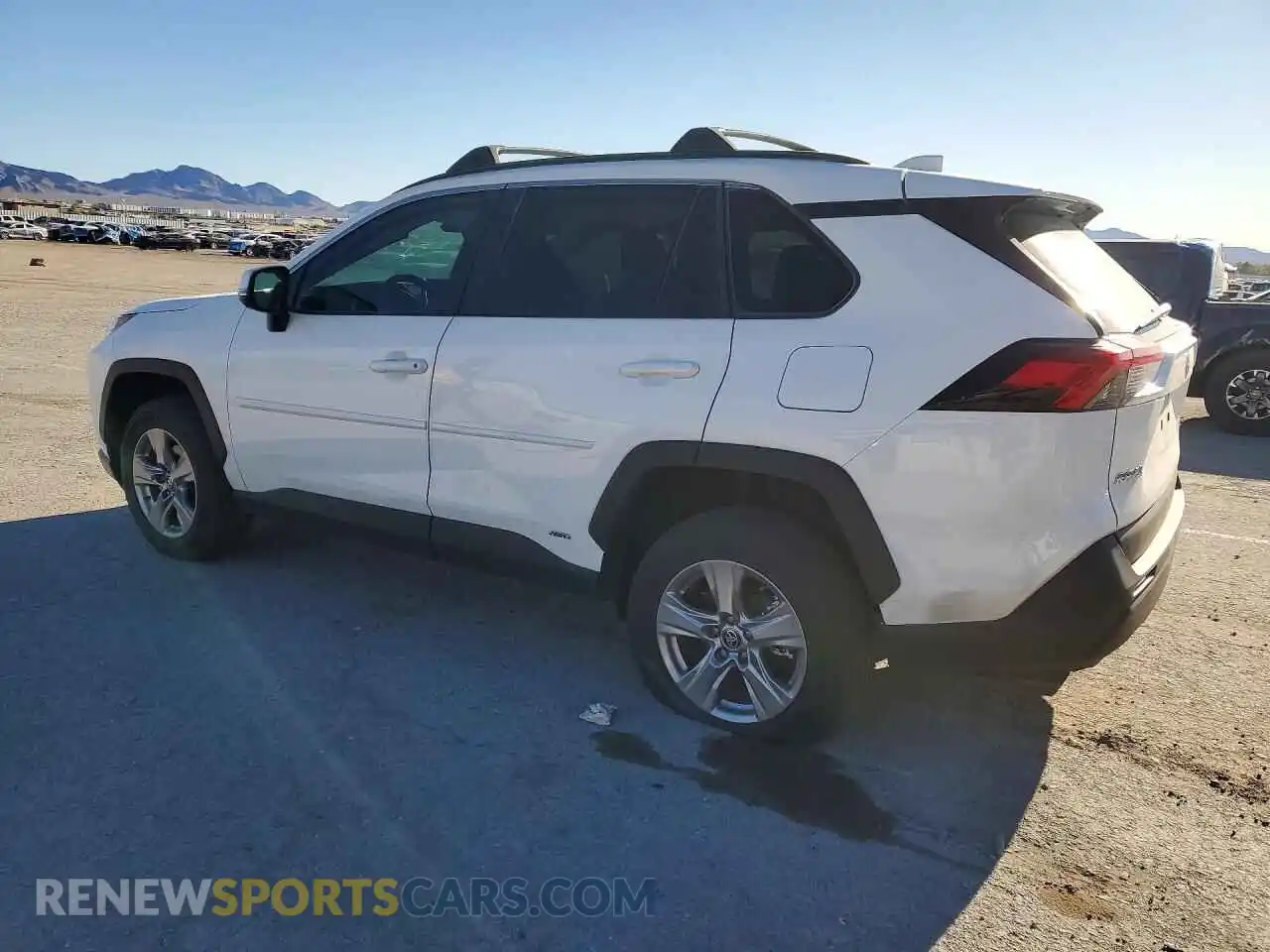 2 Photograph of a damaged car 2T3RWRFV8SW266006 TOYOTA RAV4 2025