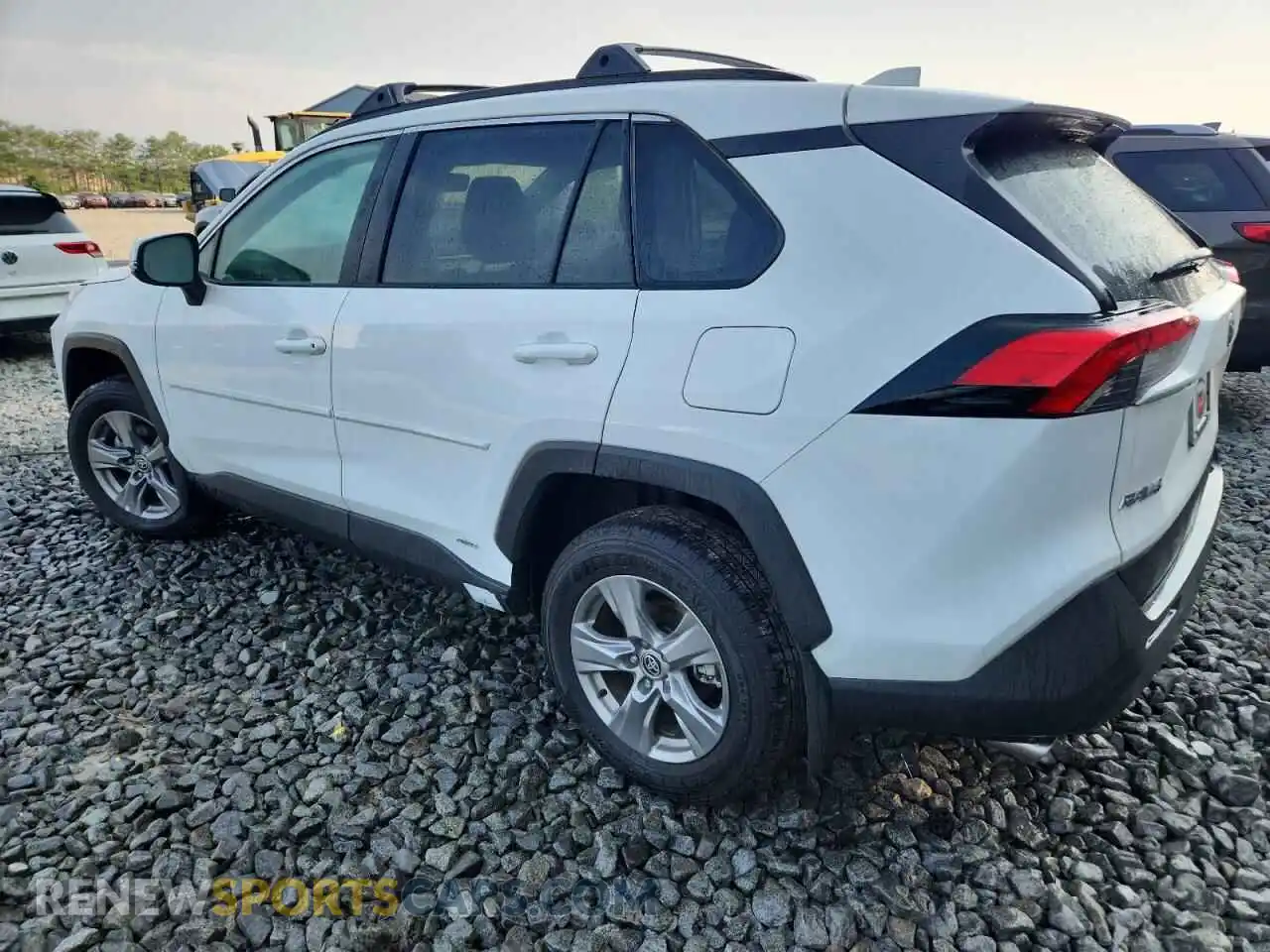 2 Photograph of a damaged car 2T3RWRFV8SW272808 TOYOTA RAV4 2025