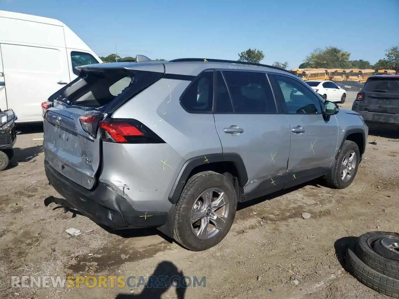 3 Photograph of a damaged car 2T3RWRFV9SW261672 TOYOTA RAV4 2025