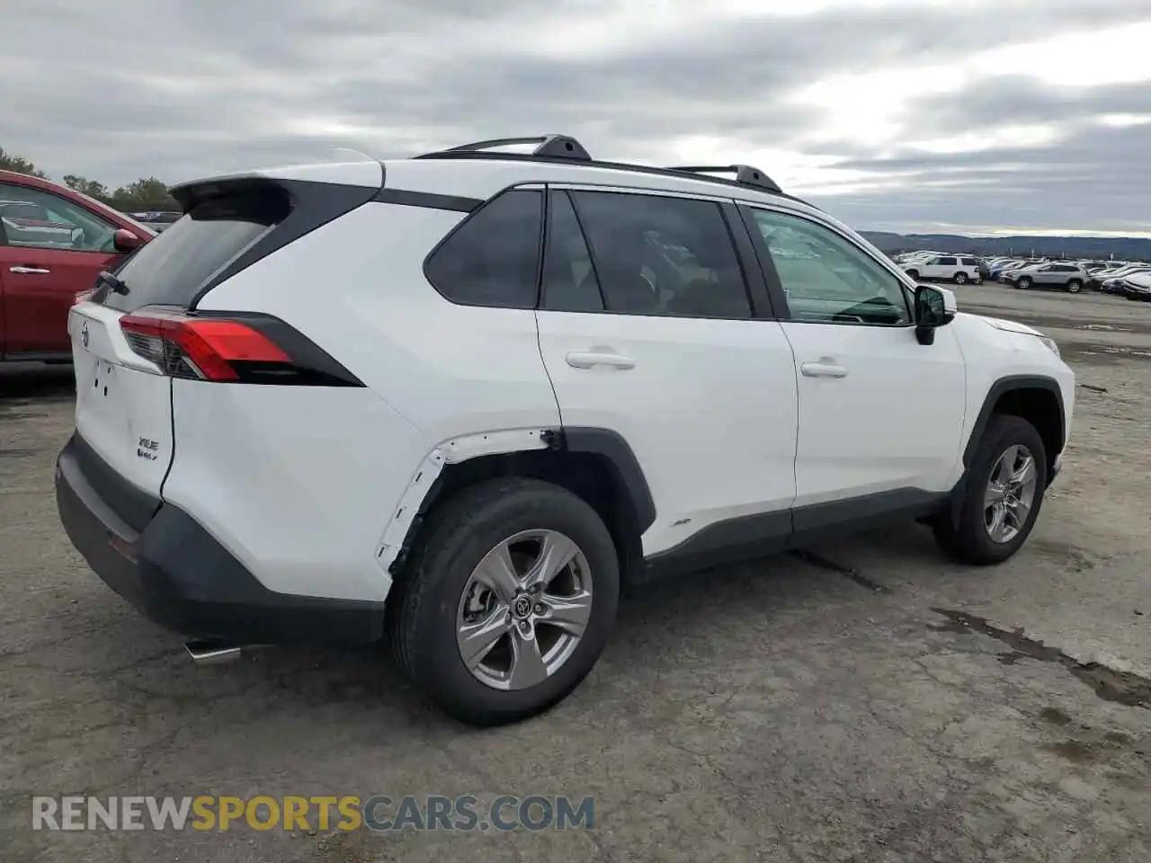 3 Photograph of a damaged car 2T3RWRFV9SW279220 TOYOTA RAV4 2025
