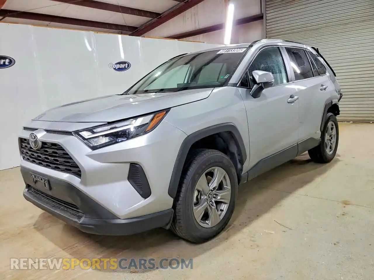 1 Photograph of a damaged car 2T3RWRFVXSW253287 TOYOTA RAV4 2025