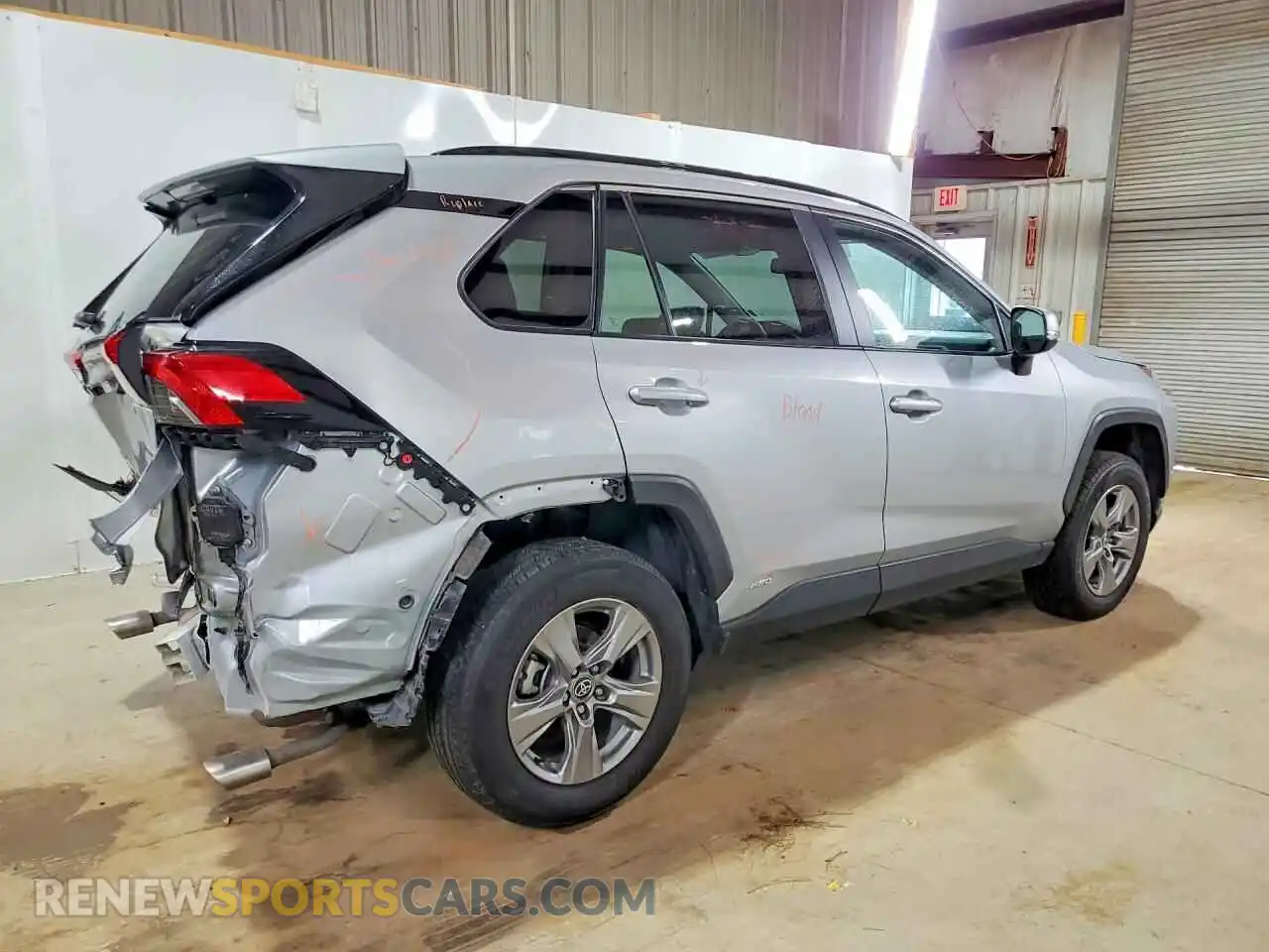 3 Photograph of a damaged car 2T3RWRFVXSW253287 TOYOTA RAV4 2025