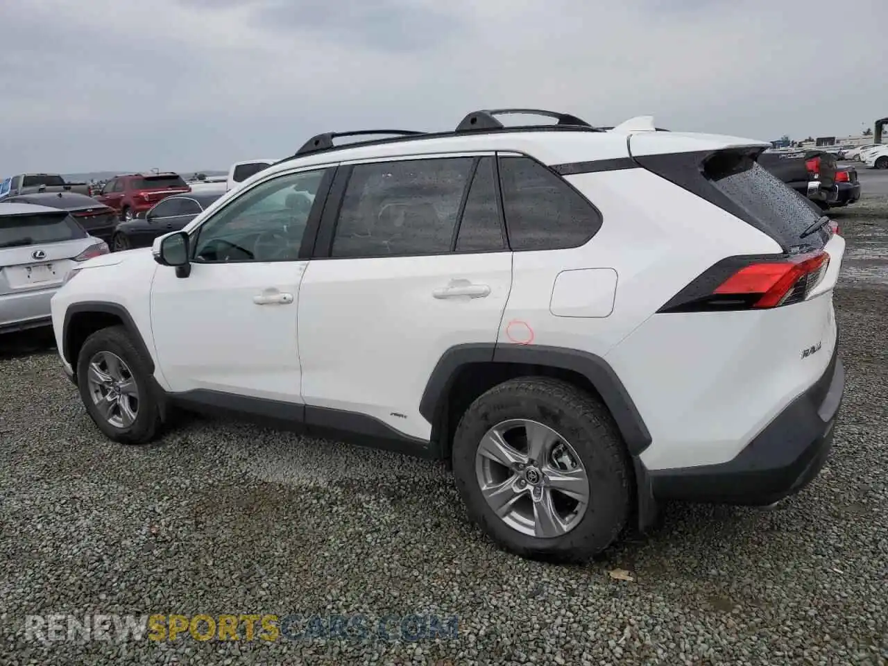 2 fotografías del automóvil dañado 2T3RWRFVXSW270378 TOYOTA RAV4 2025
