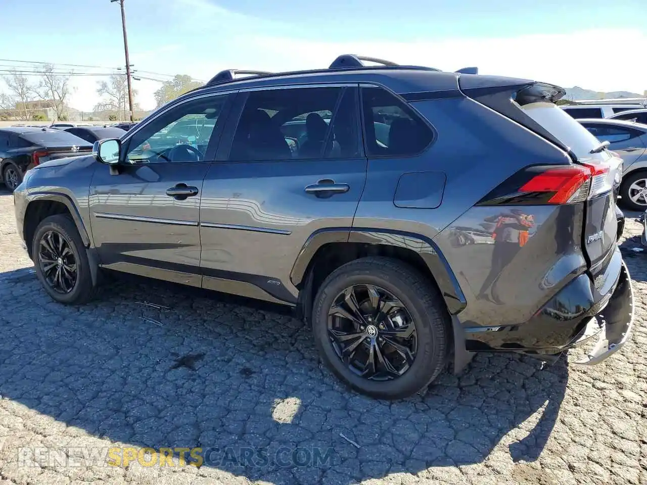 2 fotografías del automóvil dañado 2T3T6RFV0SW083978 TOYOTA RAV4 2025