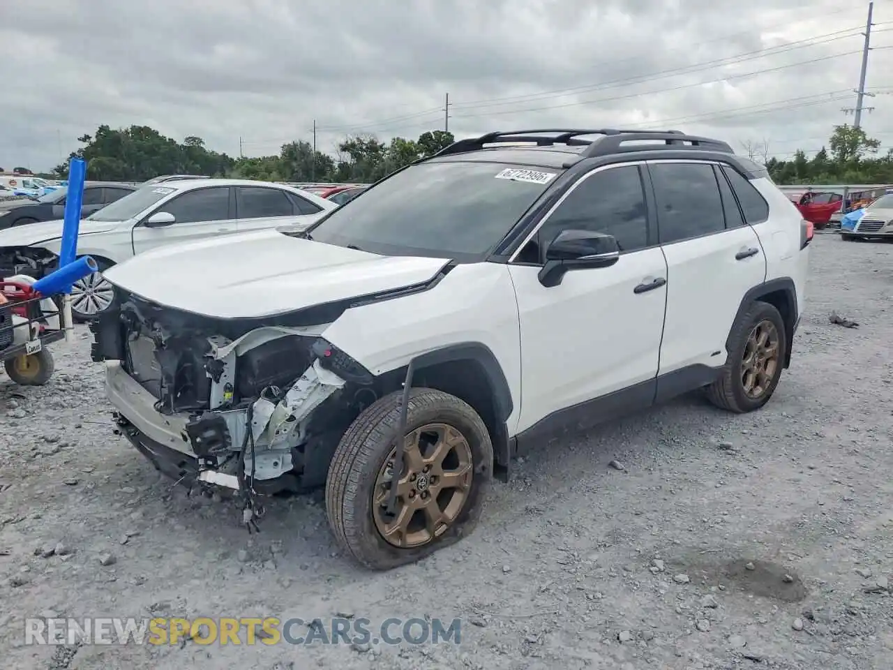 1 Photograph of a damaged car 2T3UWRFV7SW290629 TOYOTA RAV4 2025