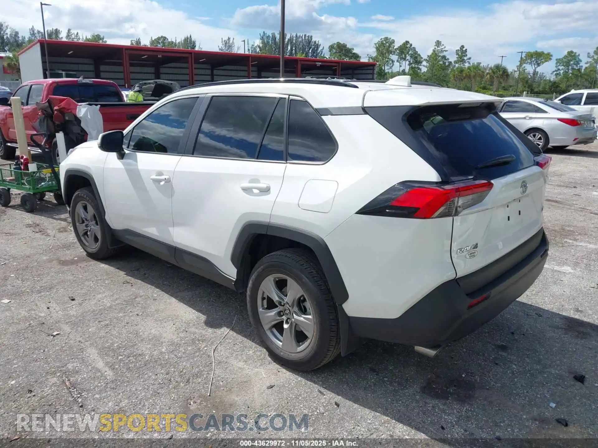 3 Photograph of a damaged car 2T3W1RFV0SC336021 TOYOTA RAV4 2025