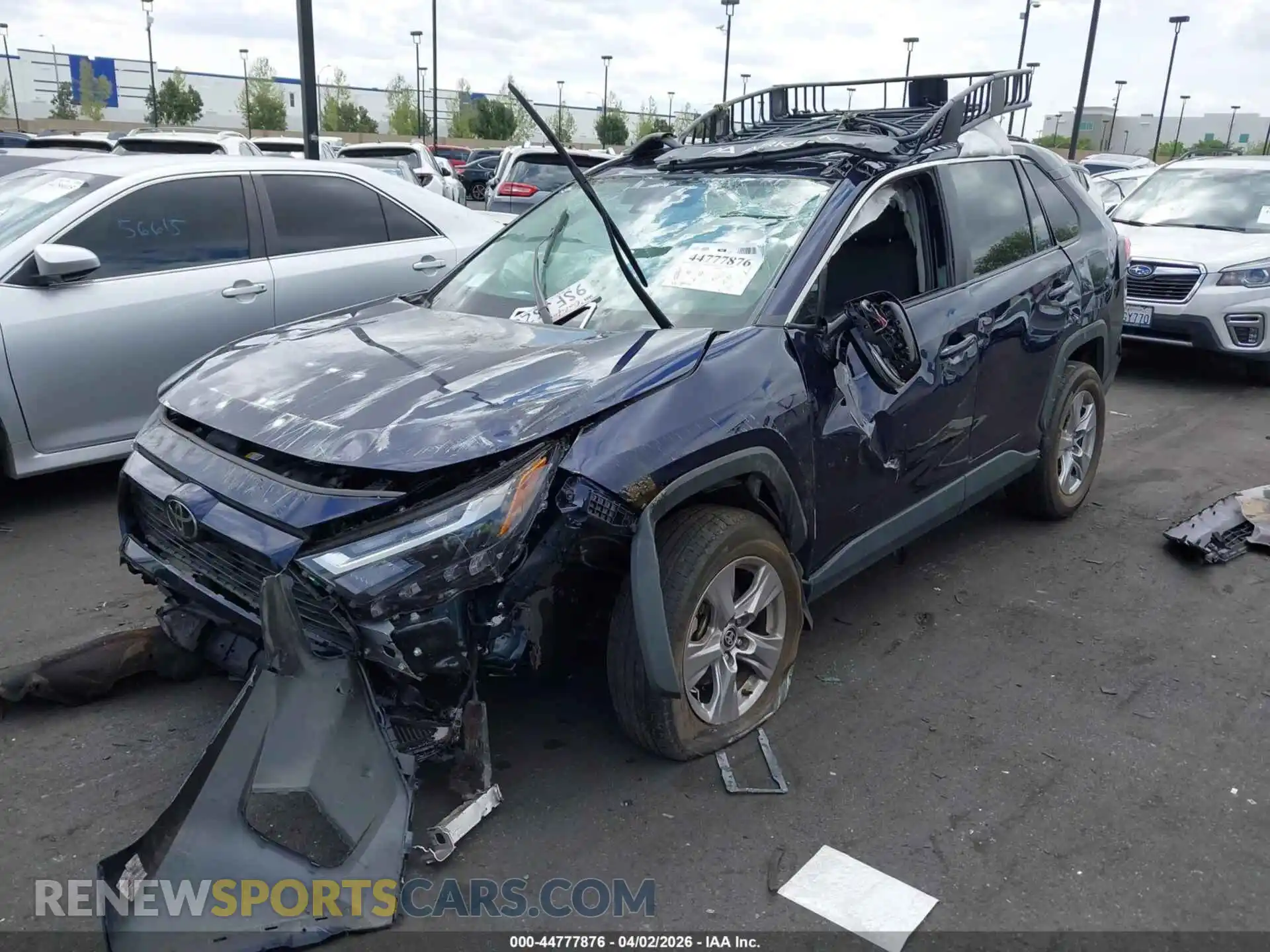 2 Photograph of a damaged car 2T3W1RFV0SW375819 TOYOTA RAV4 2025
