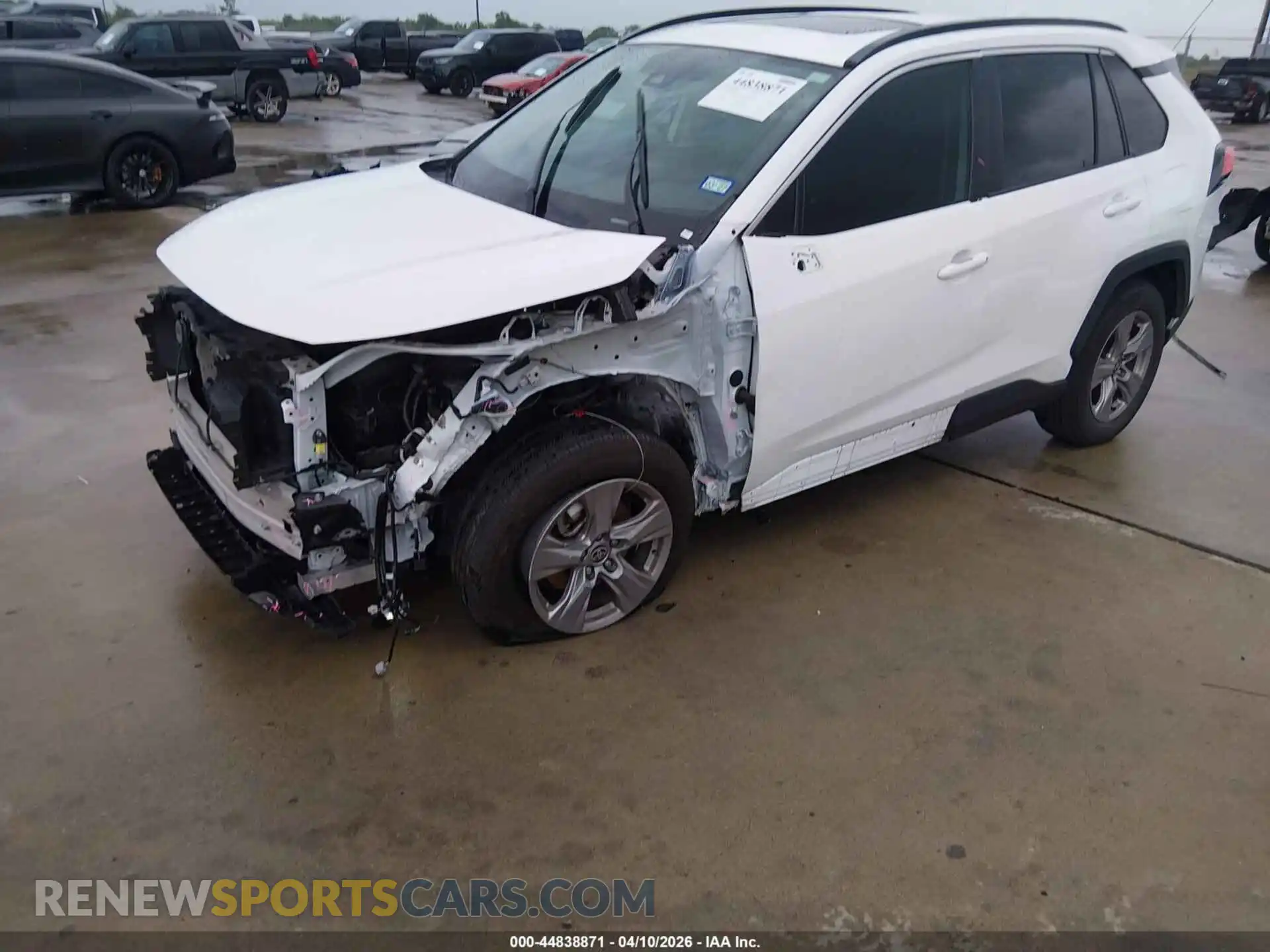 2 Photograph of a damaged car 2T3W1RFV0SW384195 TOYOTA RAV4 2025