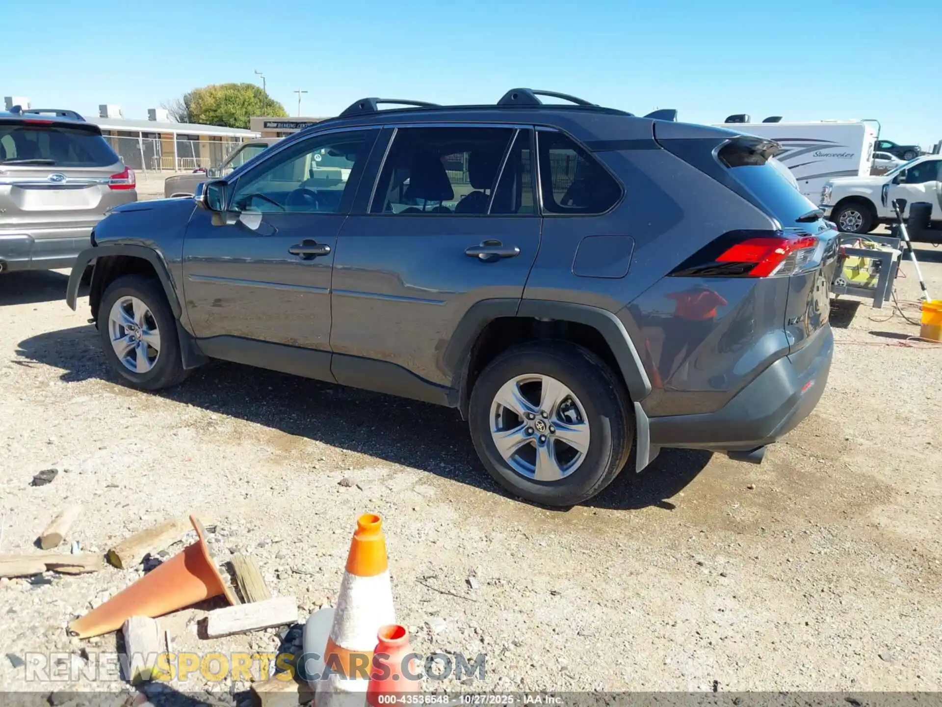 3 Photograph of a damaged car 2T3W1RFV0SW403585 TOYOTA RAV4 2025