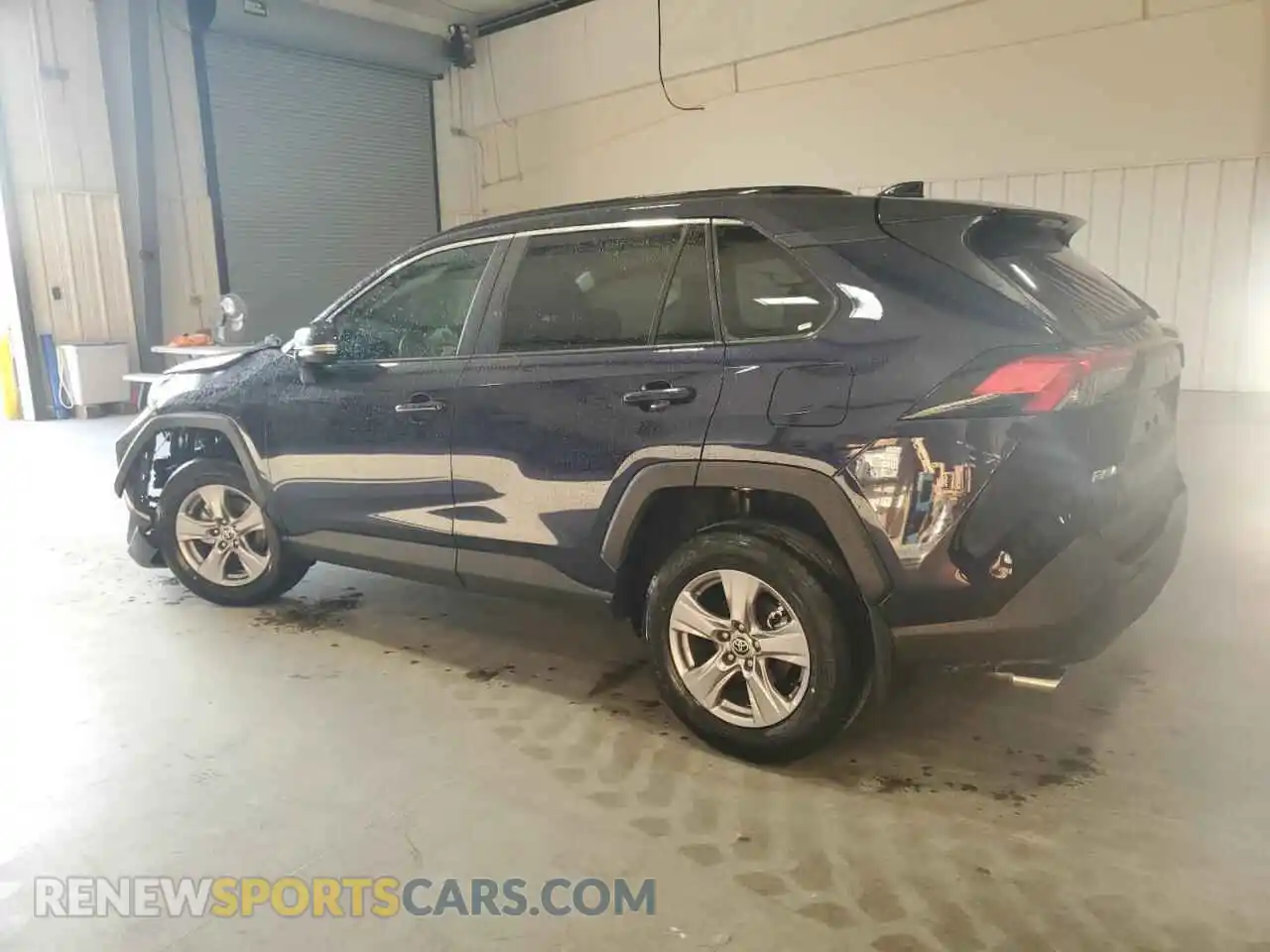 2 Photograph of a damaged car 2T3W1RFV0SW410441 TOYOTA RAV4 2025