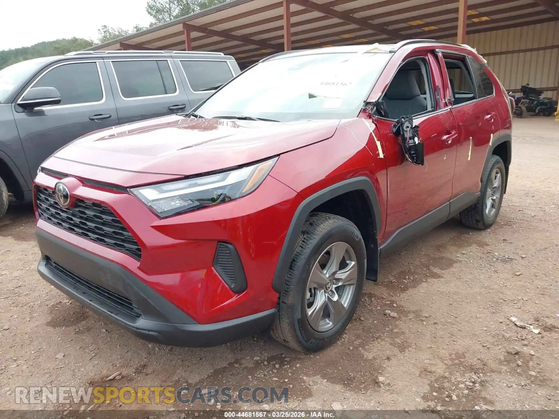 2 fotografías del automóvil dañado 2T3W1RFV0SW444167 TOYOTA RAV4 2025