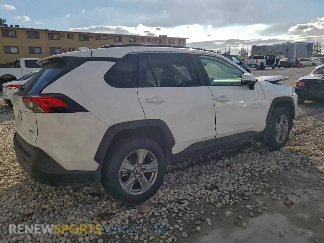 3 Photograph of a damaged car 2T3W1RFV1SC336030 TOYOTA RAV4 2025