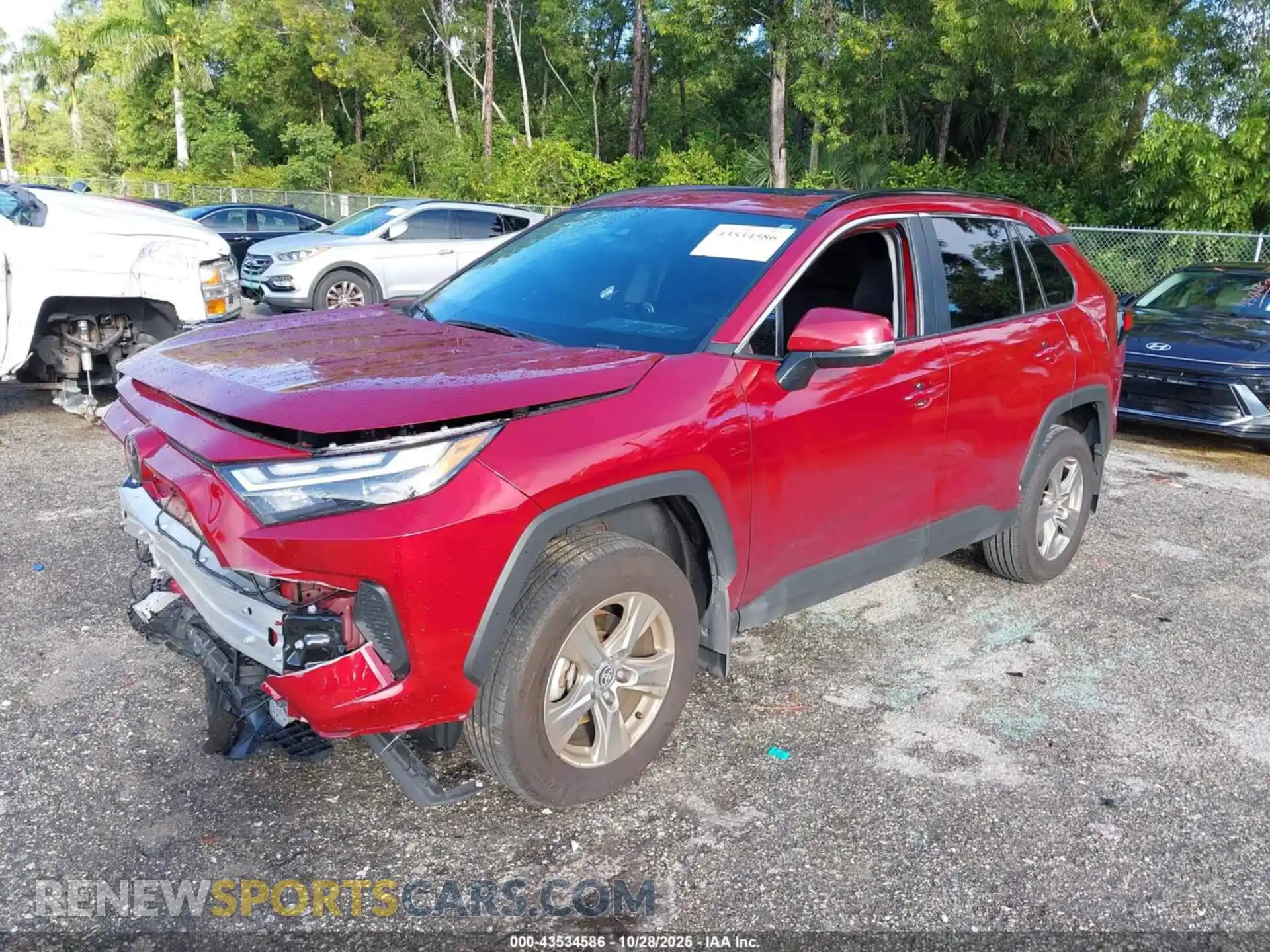 2 Photograph of a damaged car 2T3W1RFV1SW384352 TOYOTA RAV4 2025