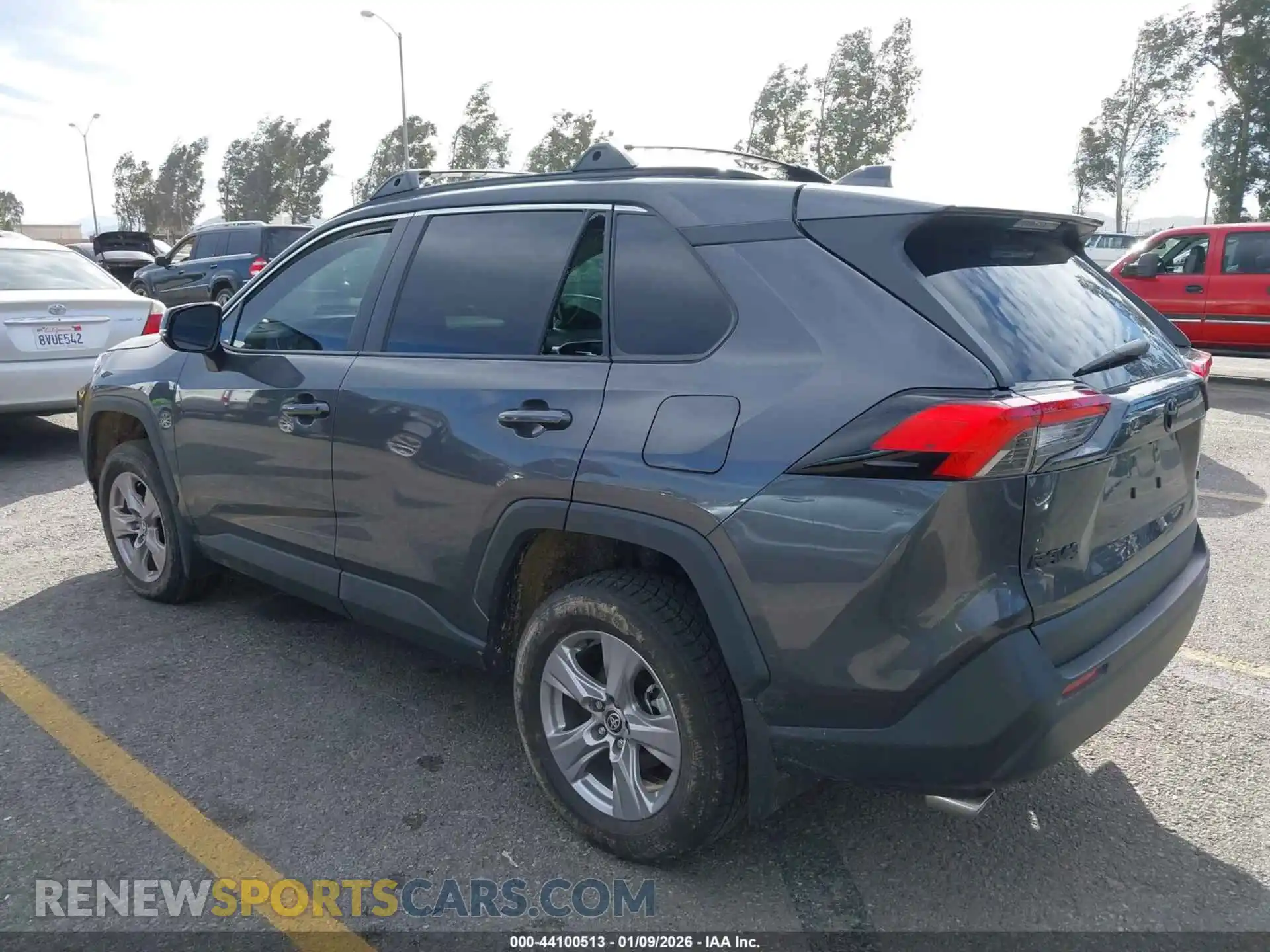 3 Photograph of a damaged car 2T3W1RFV1SW390099 TOYOTA RAV4 2025