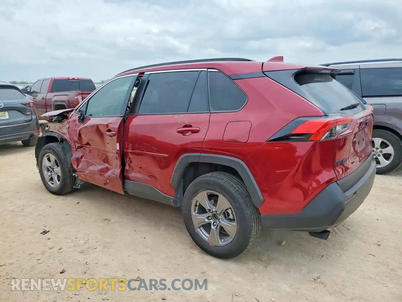 2 fotografías del automóvil dañado 2T3W1RFV1SW414403 TOYOTA RAV4 2025