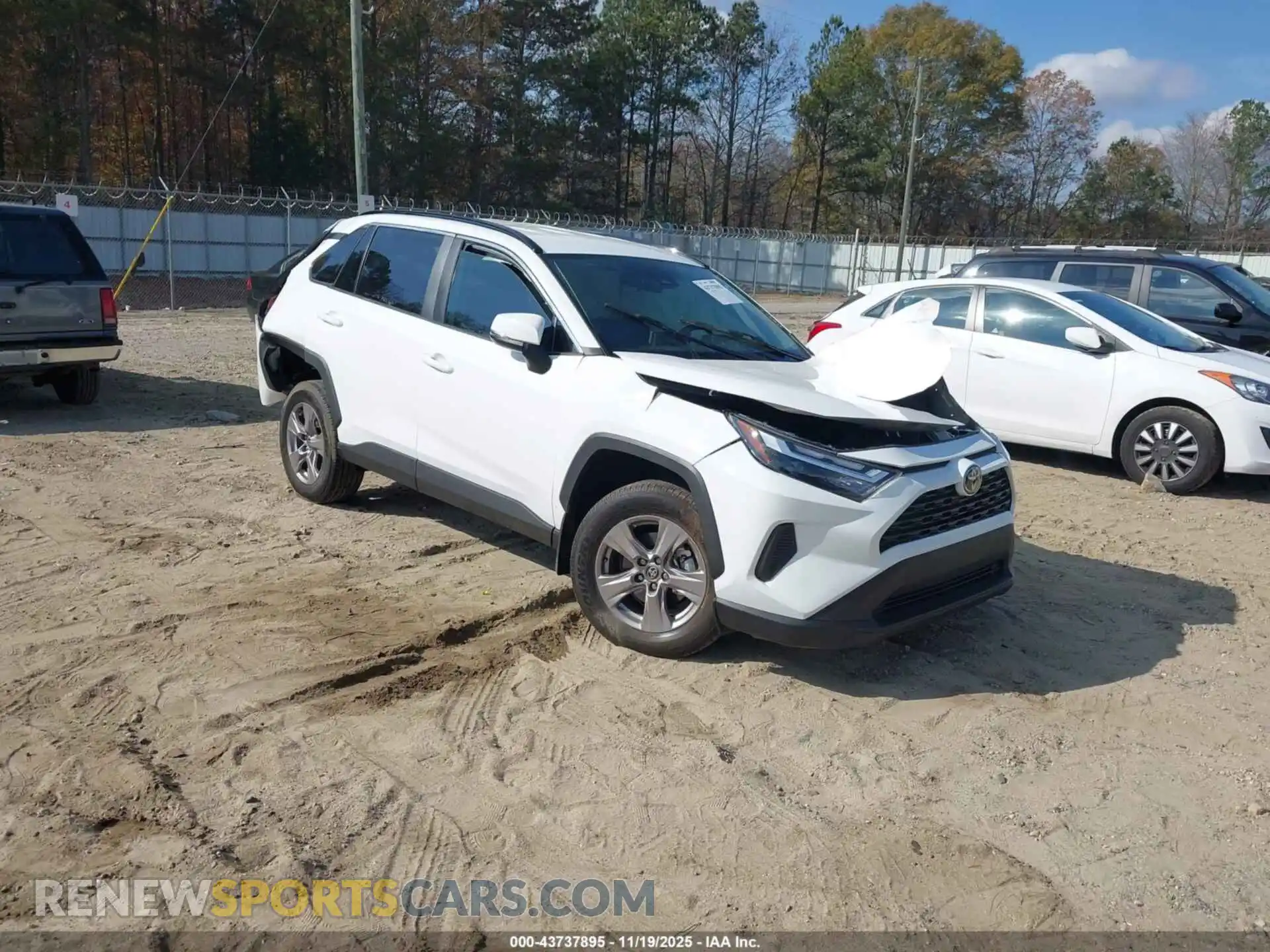 1 Photograph of a damaged car 2T3W1RFV2SC314103 TOYOTA RAV4 2025