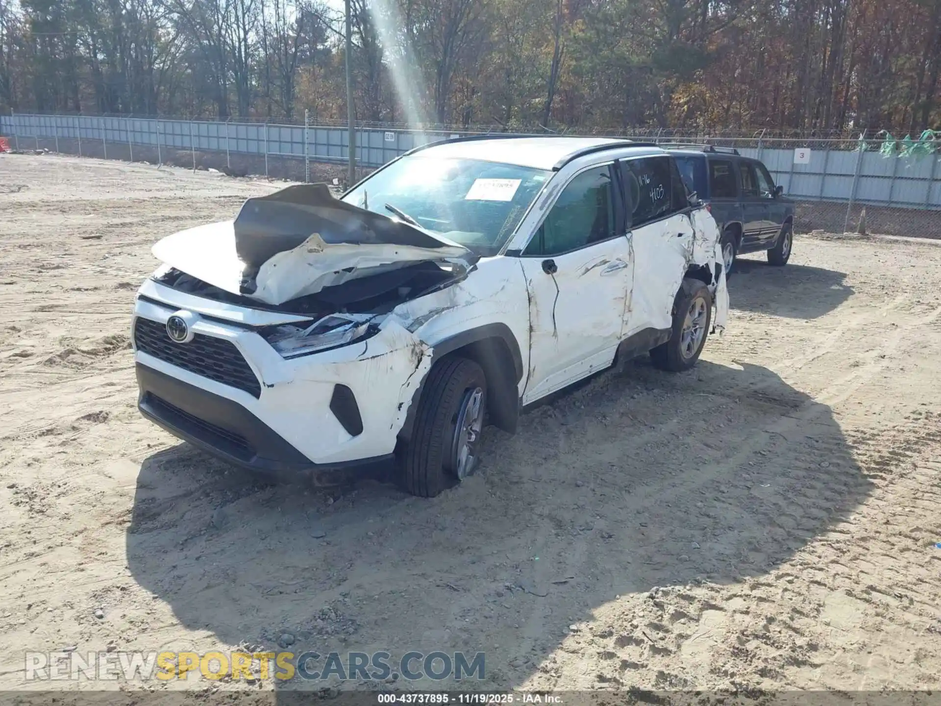 2 Photograph of a damaged car 2T3W1RFV2SC314103 TOYOTA RAV4 2025