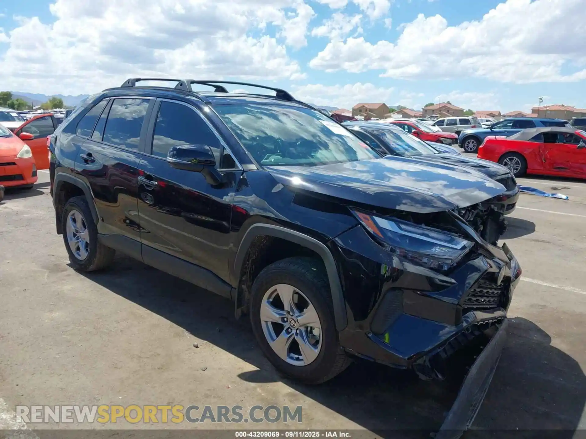 1 Фотография поврежденного автомобиля 2T3W1RFV2SW413051 TOYOTA RAV4 2025