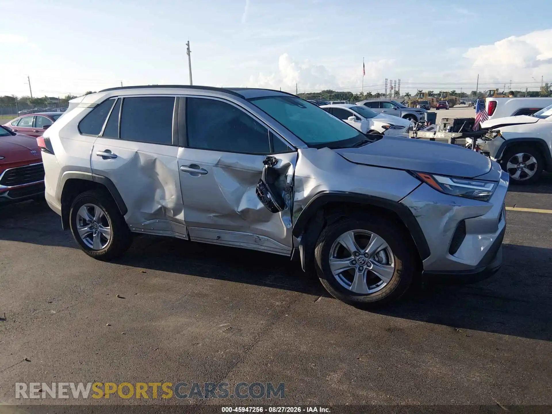 1 Photograph of a damaged car 2T3W1RFV2SW422252 TOYOTA RAV4 2025