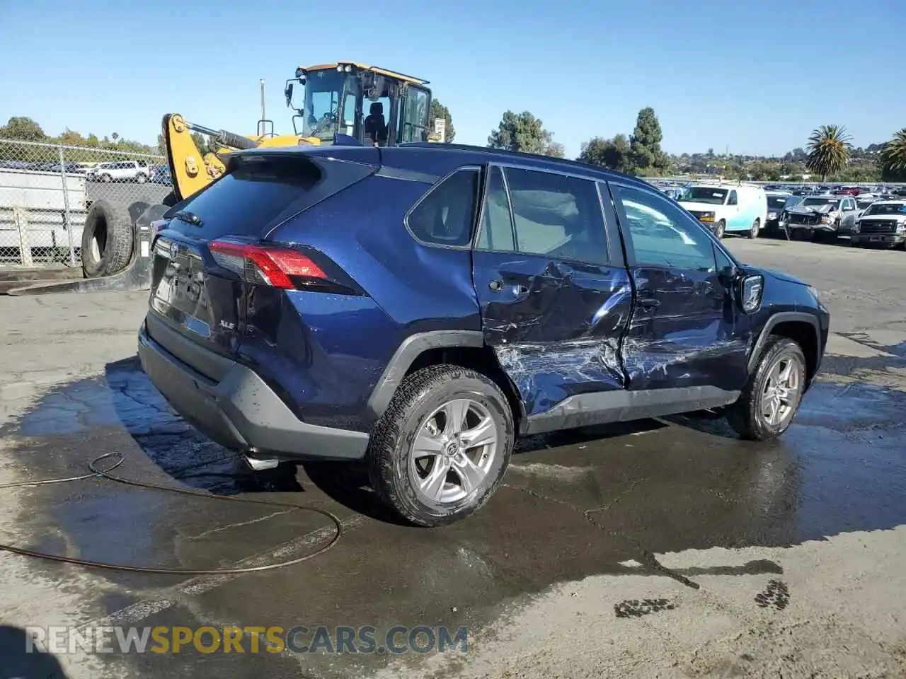 3 fotografías del automóvil dañado 2T3W1RFV3SW373532 TOYOTA RAV4 2025