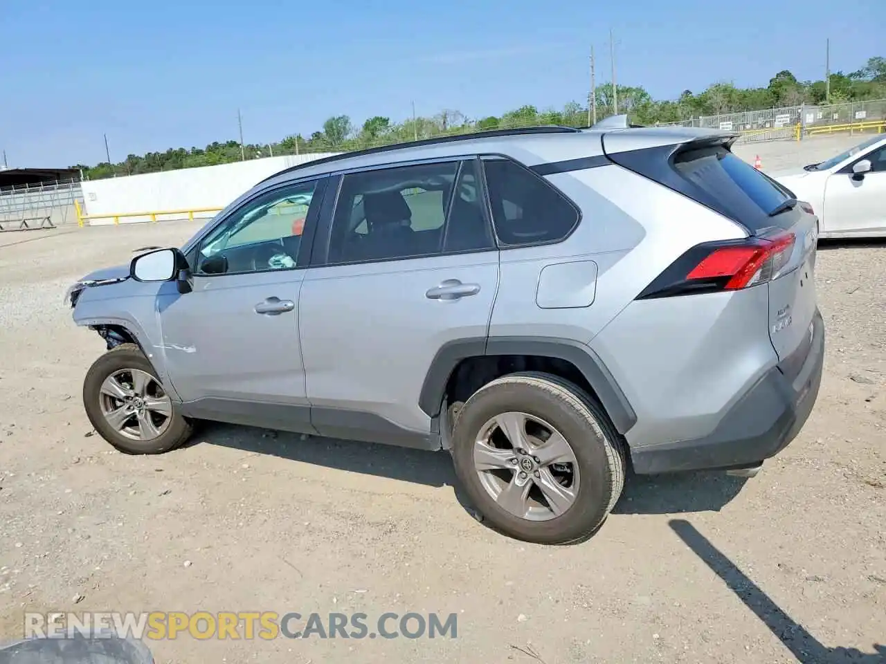 2 fotografías del automóvil dañado 2T3W1RFV3SW410594 TOYOTA RAV4 2025