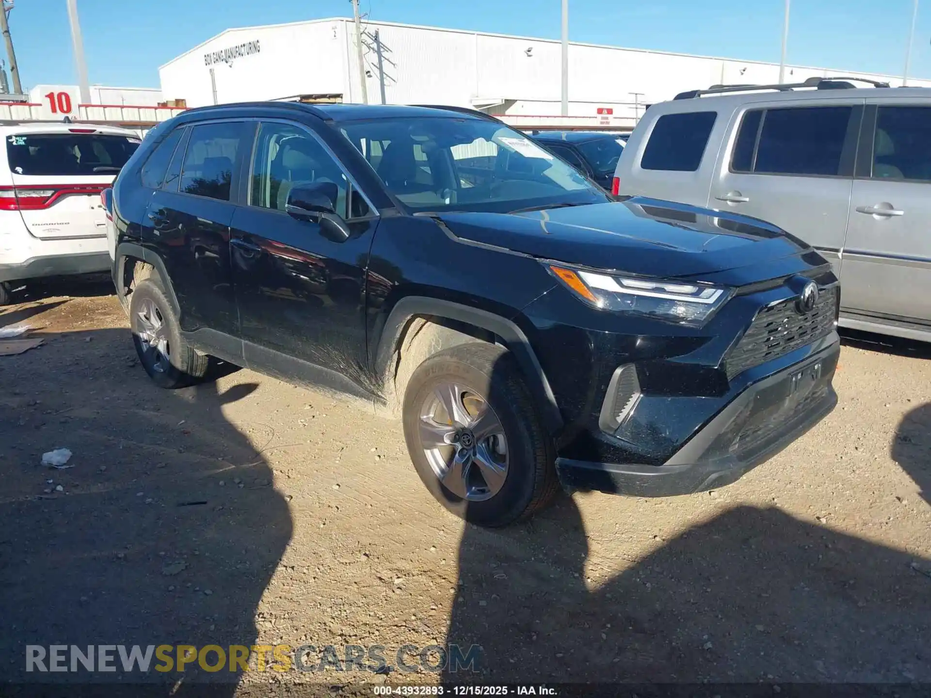 1 Photograph of a damaged car 2T3W1RFV4SC306522 TOYOTA RAV4 2025