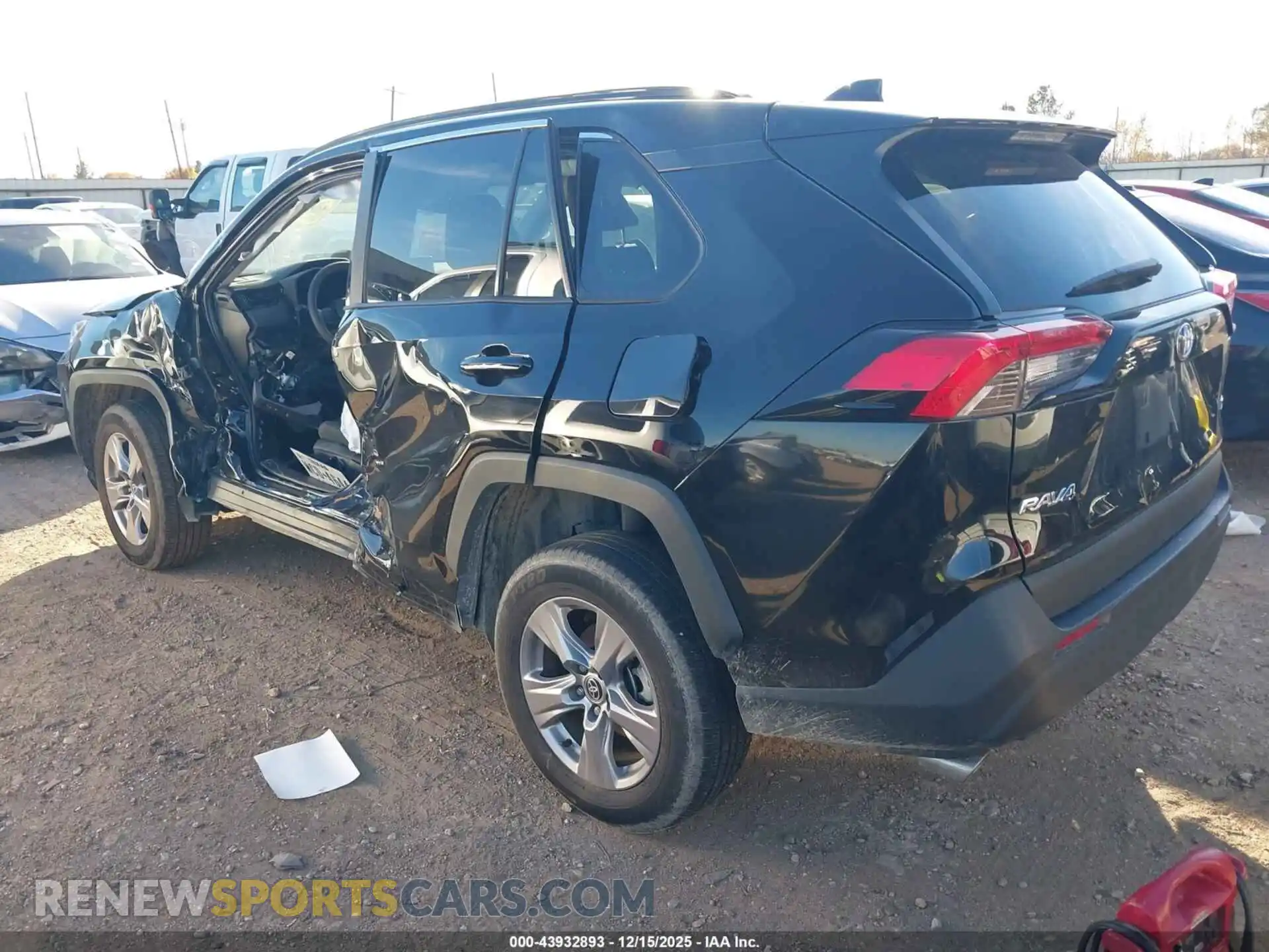 3 Photograph of a damaged car 2T3W1RFV4SC306522 TOYOTA RAV4 2025