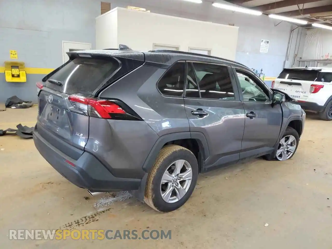 3 Photograph of a damaged car 2T3W1RFV4SC316967 TOYOTA RAV4 2025