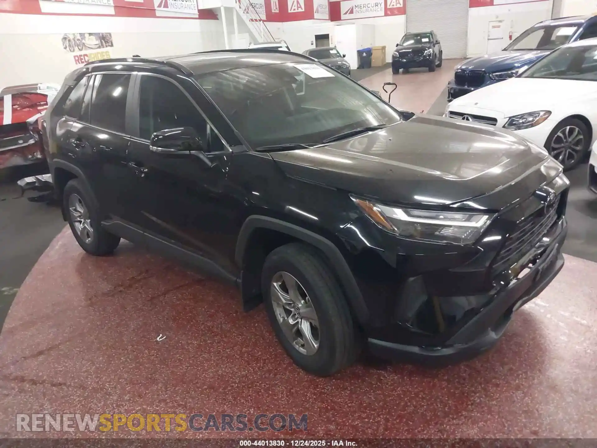 1 Photograph of a damaged car 2T3W1RFV4SW403430 TOYOTA RAV4 2025