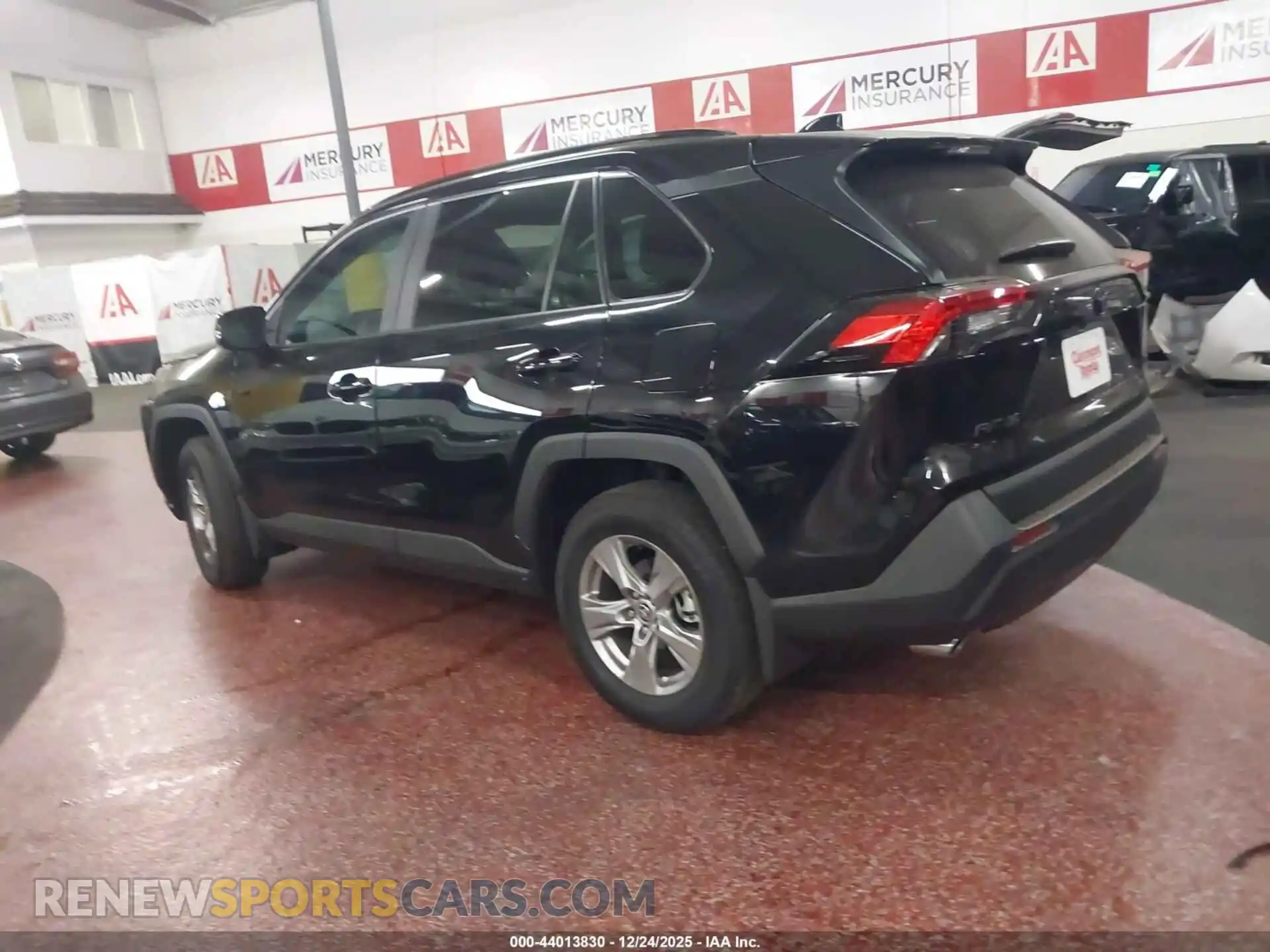 3 Photograph of a damaged car 2T3W1RFV4SW403430 TOYOTA RAV4 2025