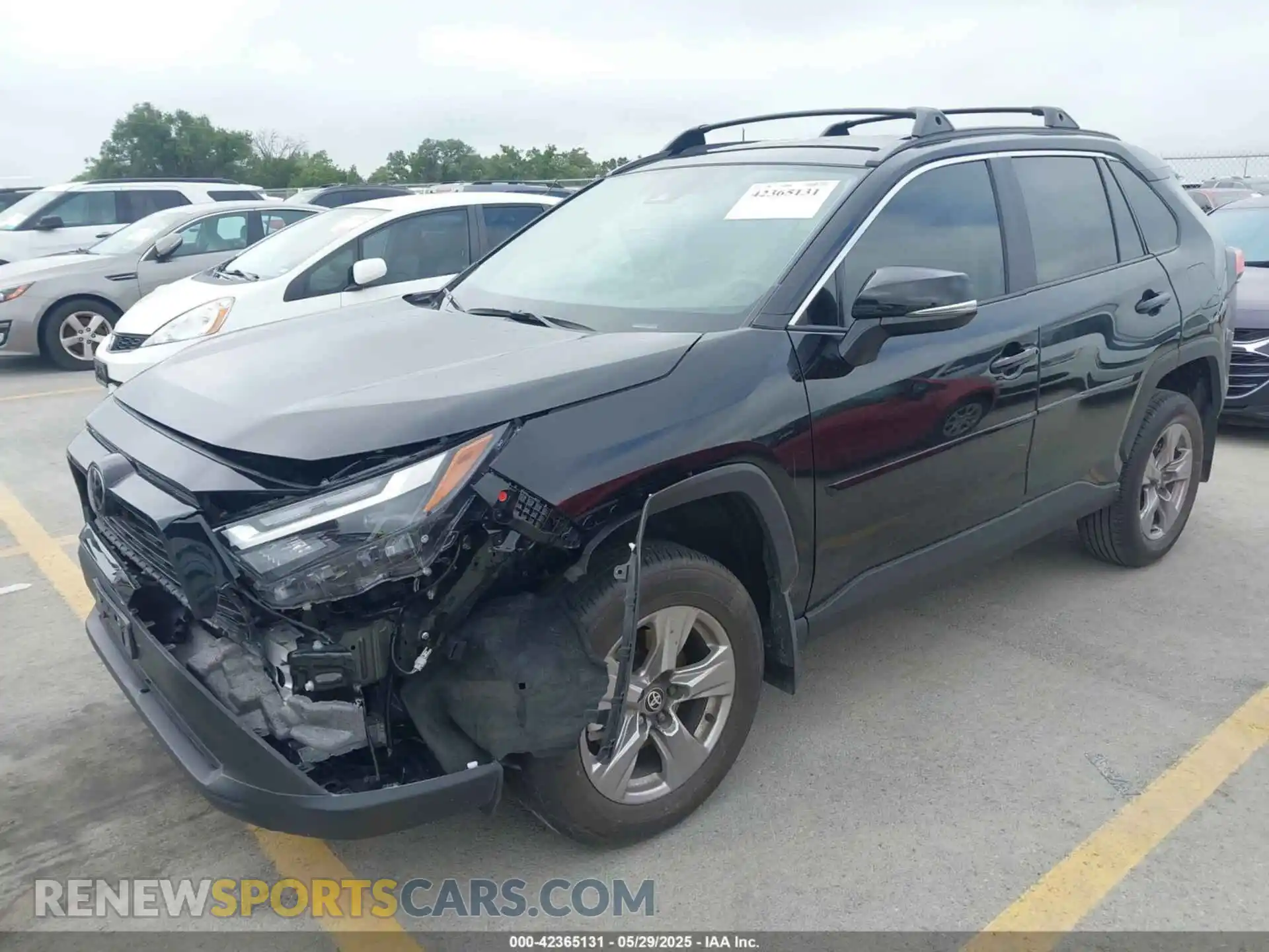 2 Photograph of a damaged car 2T3W1RFV5SC306707 TOYOTA RAV4 2025