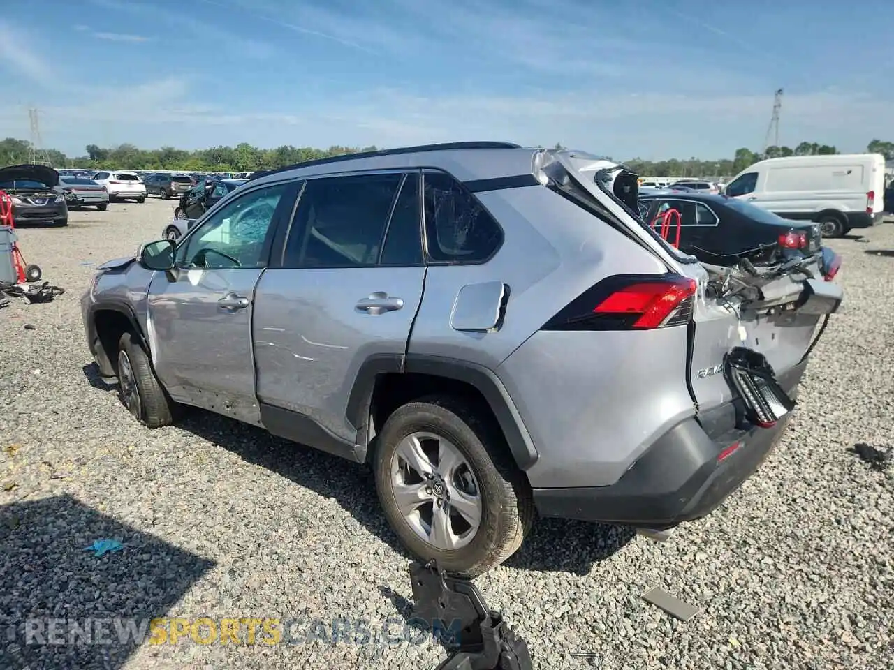 2 fotografías del automóvil dañado 2T3W1RFV5SC325595 TOYOTA RAV4 2025