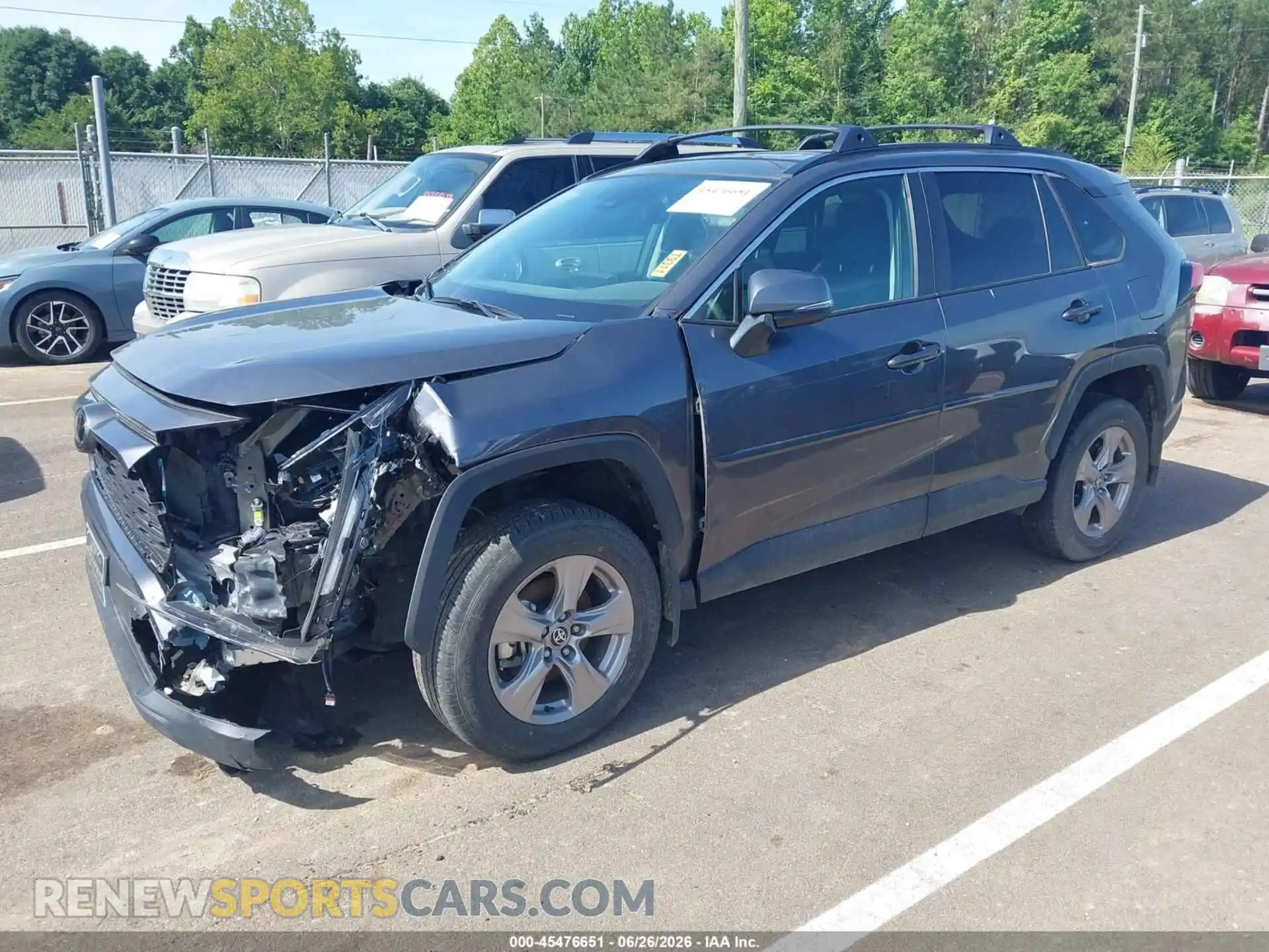 2 Фотография поврежденного автомобиля 2T3W1RFV5SC333986 TOYOTA RAV4 2025