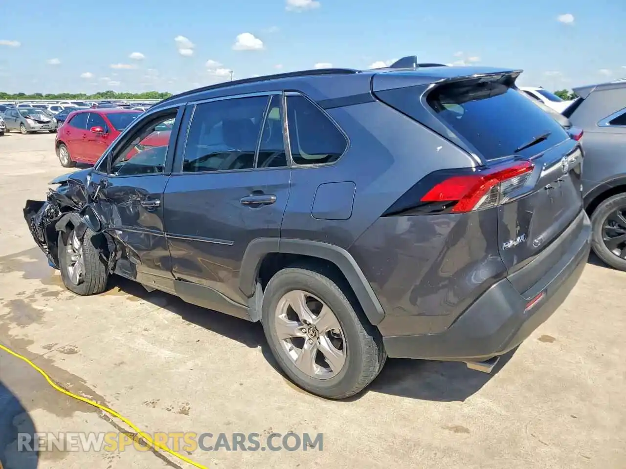 2 fotografías del automóvil dañado 2T3W1RFV5SW382989 TOYOTA RAV4 2025