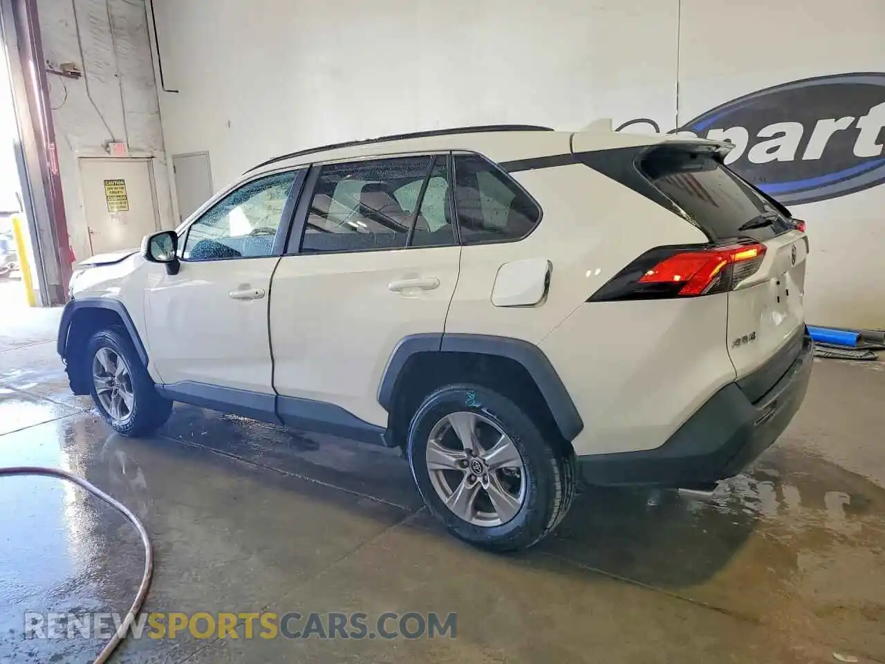 2 Photograph of a damaged car 2T3W1RFV5SW398738 TOYOTA RAV4 2025