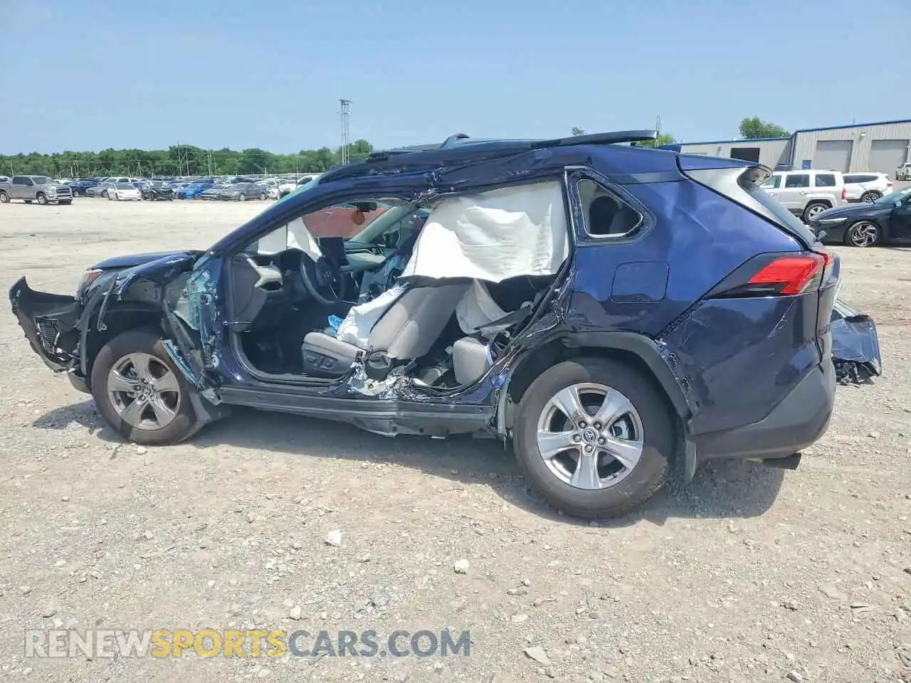 2 Photograph of a damaged car 2T3W1RFV5SW424254 TOYOTA RAV4 2025