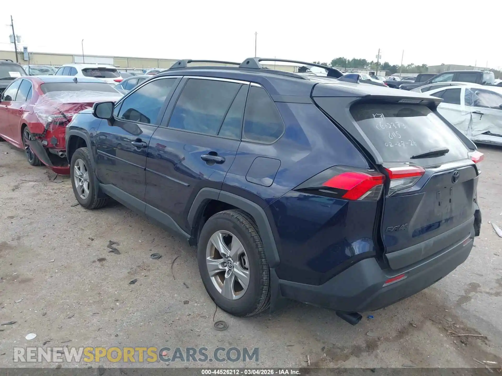 3 Фотография поврежденного автомобиля 2T3W1RFV6SW368115 TOYOTA RAV4 2025