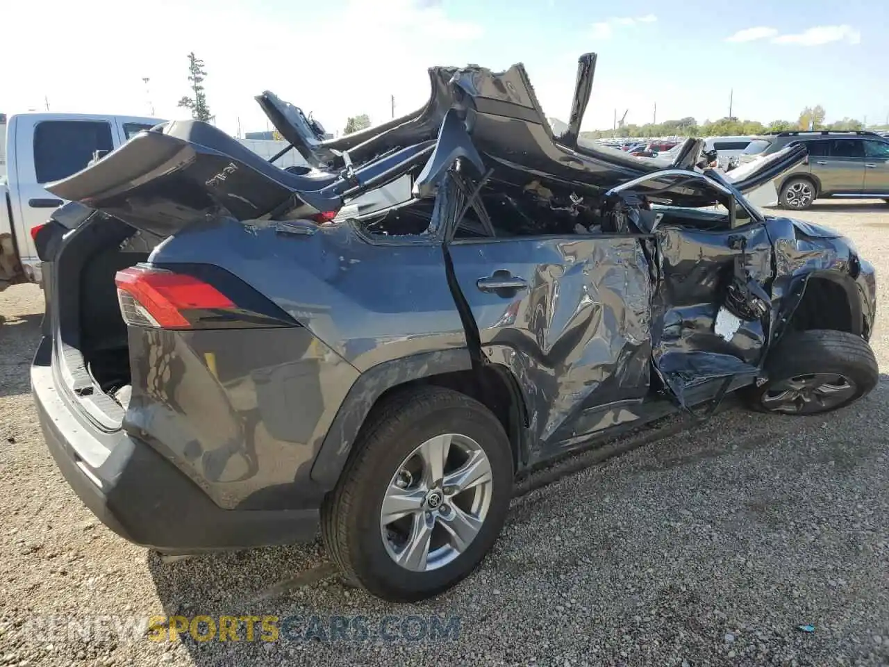 3 Photograph of a damaged car 2T3W1RFV6SW373167 TOYOTA RAV4 2025